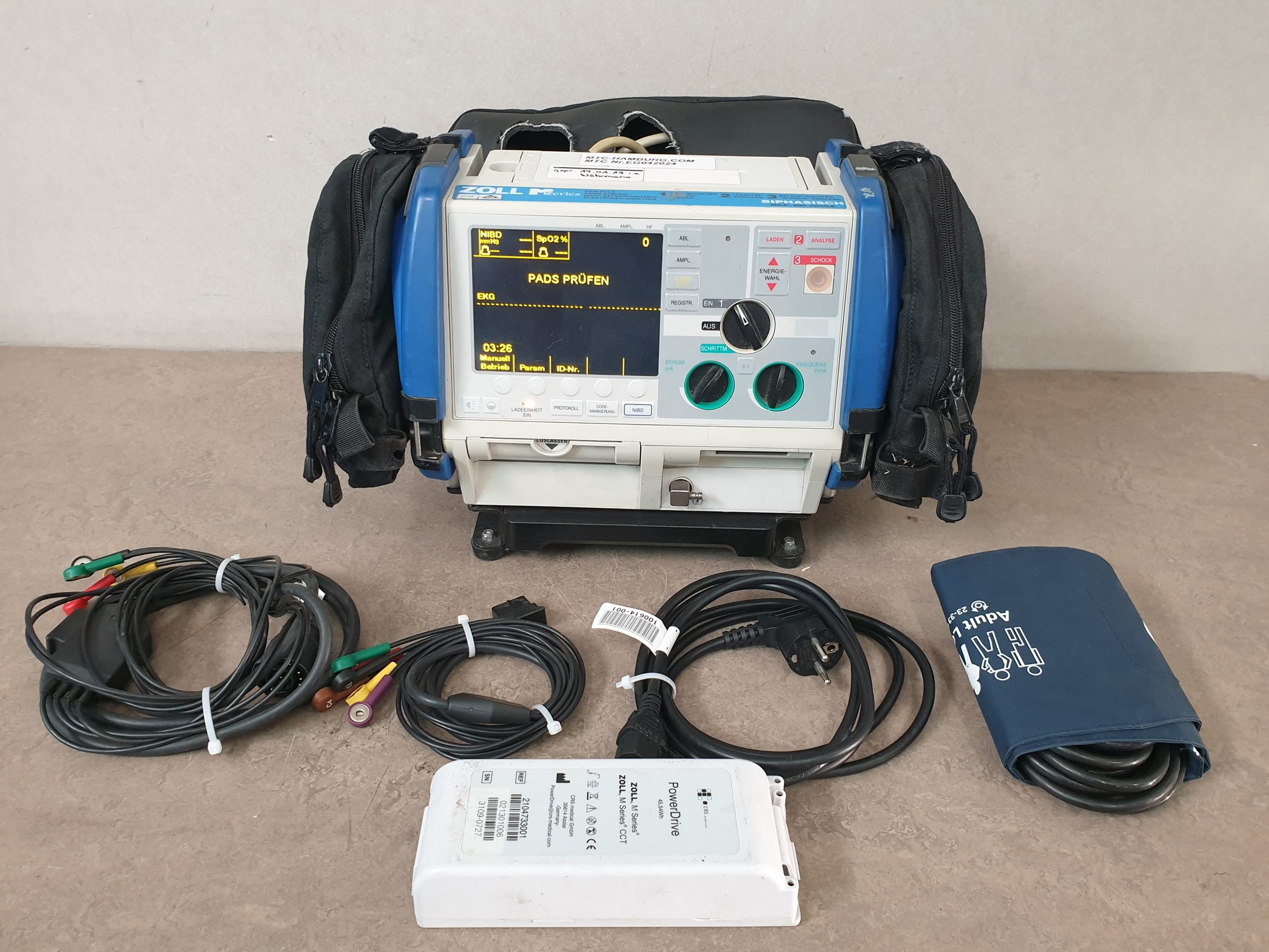 Zoll M Series BIPHASIC 200 Mit 2 Taschen – Defibrillator thumbnail 3