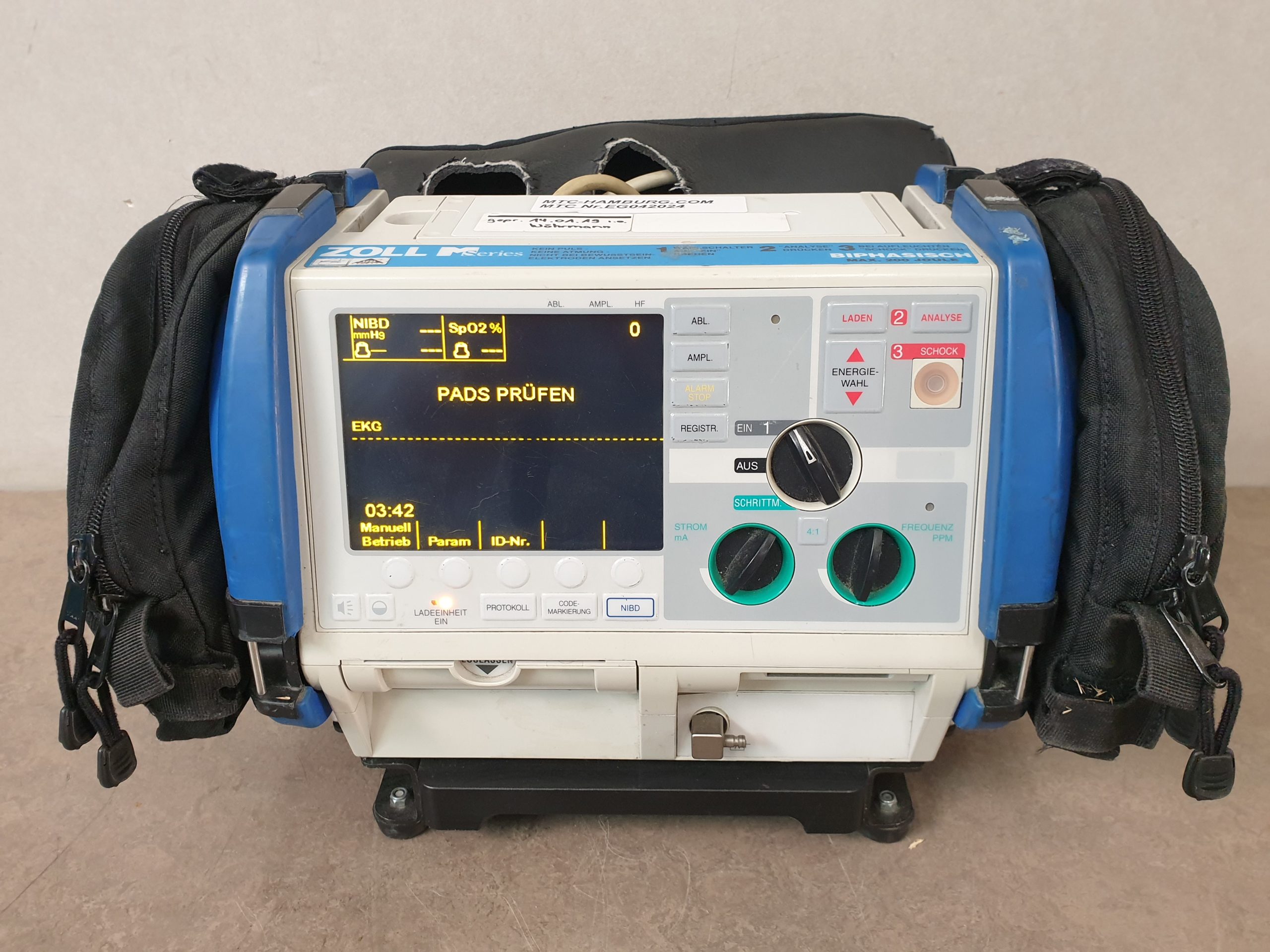 Zoll M Series BIPHASIC 200 Mit 2 Taschen – Defibrillator thumbnail 4