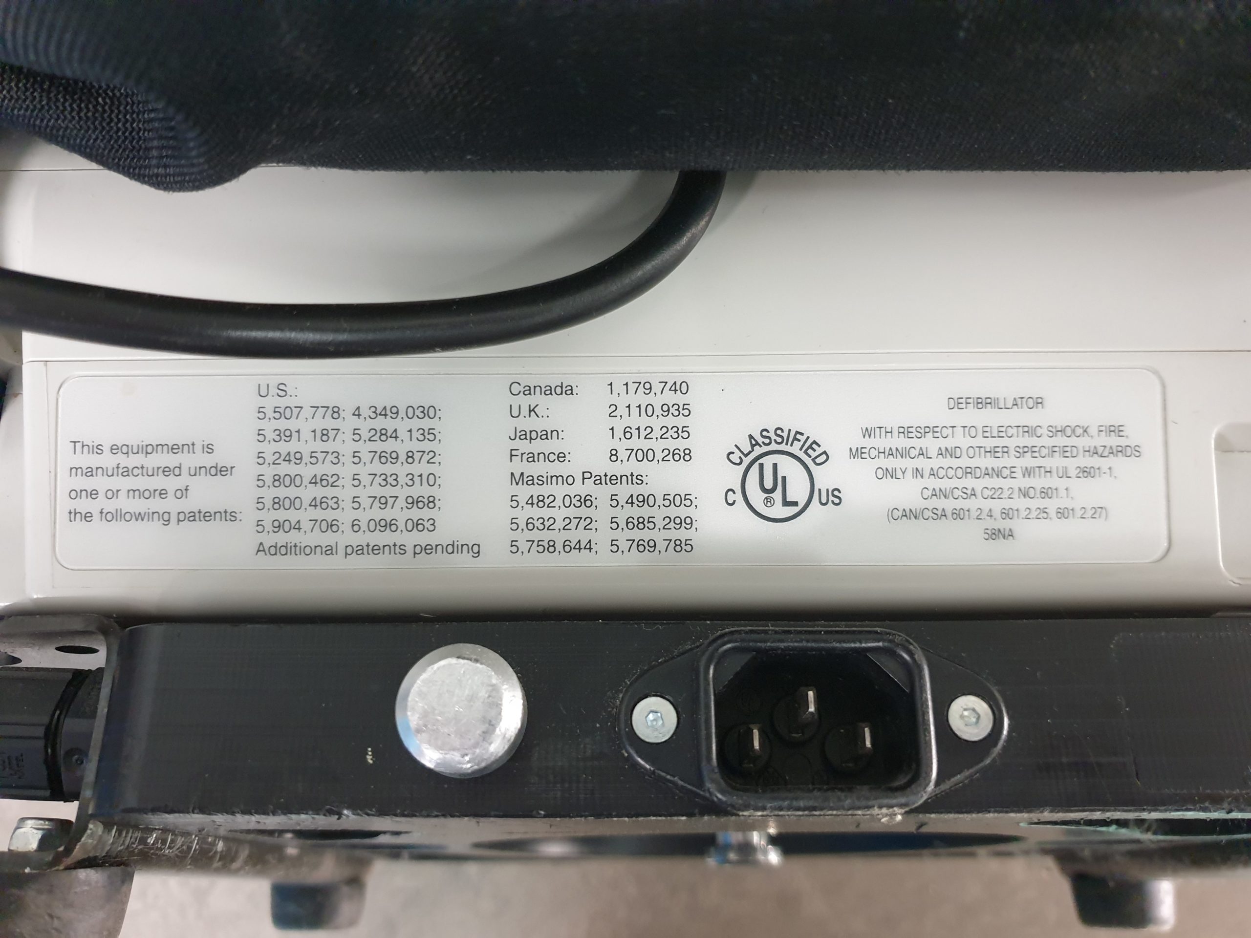Zoll M Series BIPHASIC 200 Mit 2 Taschen – Defibrillator thumbnail 8