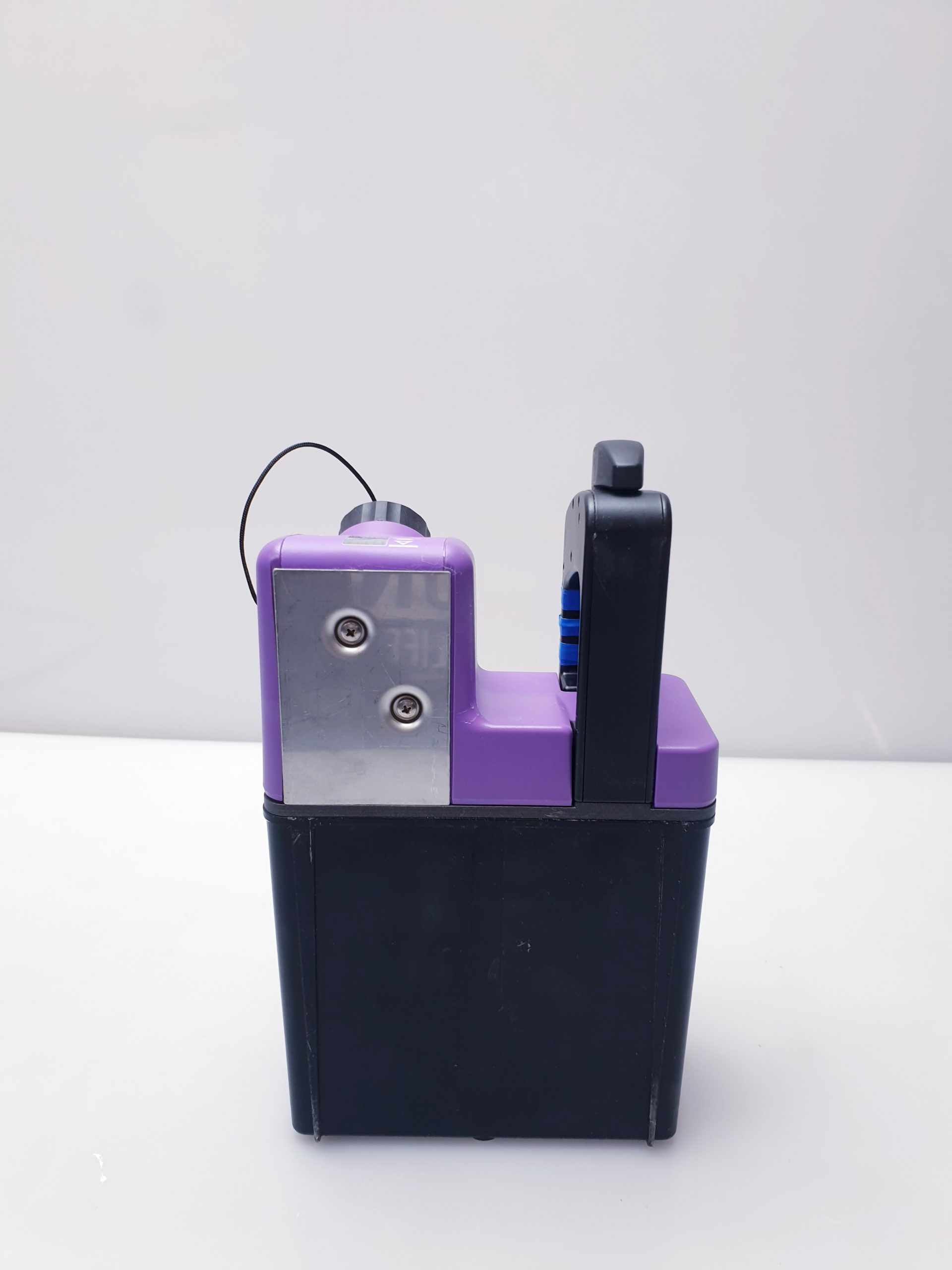 Datex Ohmeda Aladin 2 Isoflurane Cassette 1100-9029-000 Vaporizer thumbnail 4