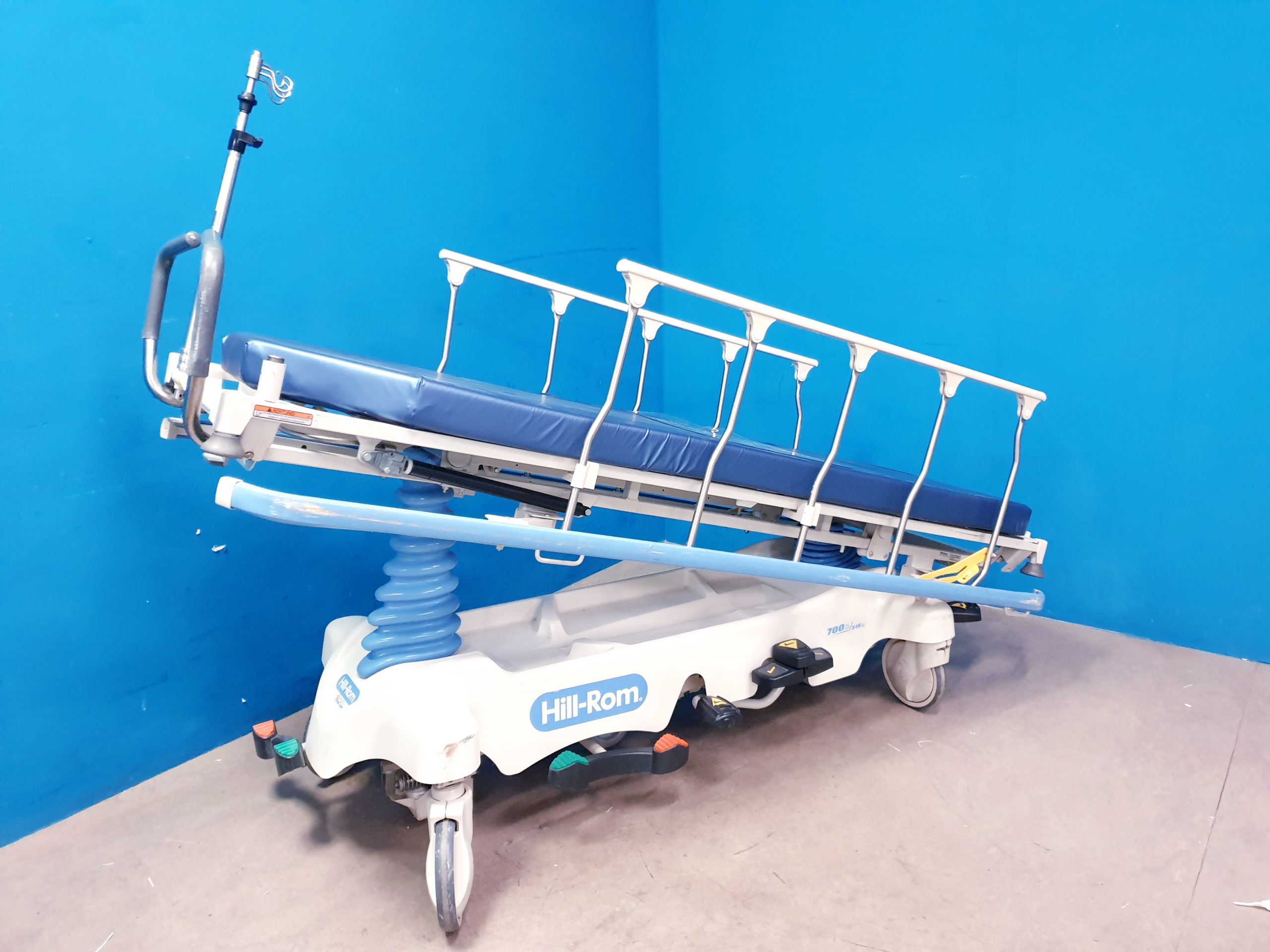 Hill-Rom P8000 – P 8000 Stretcher – Transport Liege thumbnail 7