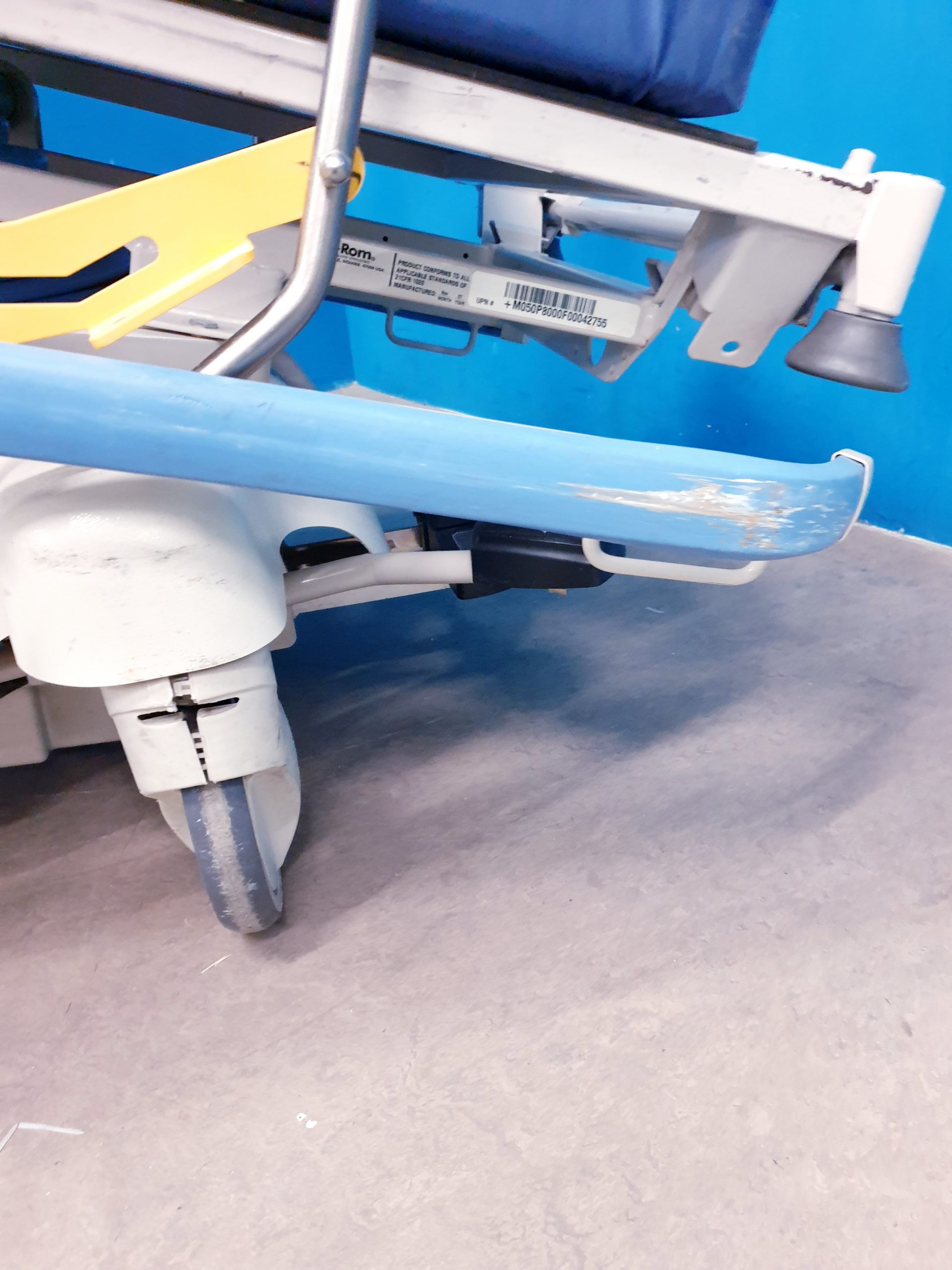 Hill-Rom P8000 – P 8000 Stretcher – Transport Liege thumbnail 9