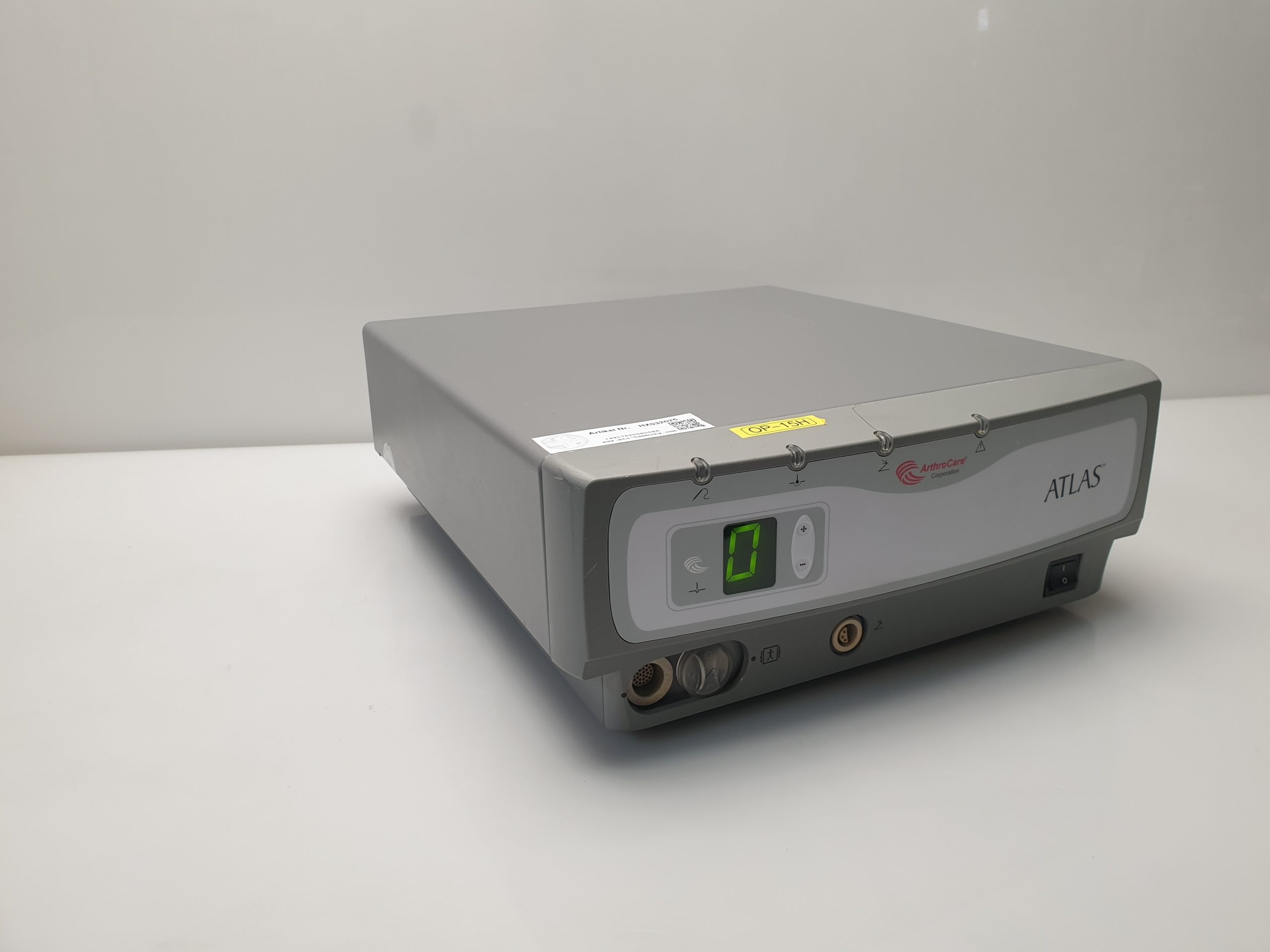 Atlas Arthrocare RF11000 Arthroscopy Controller thumbnail 6