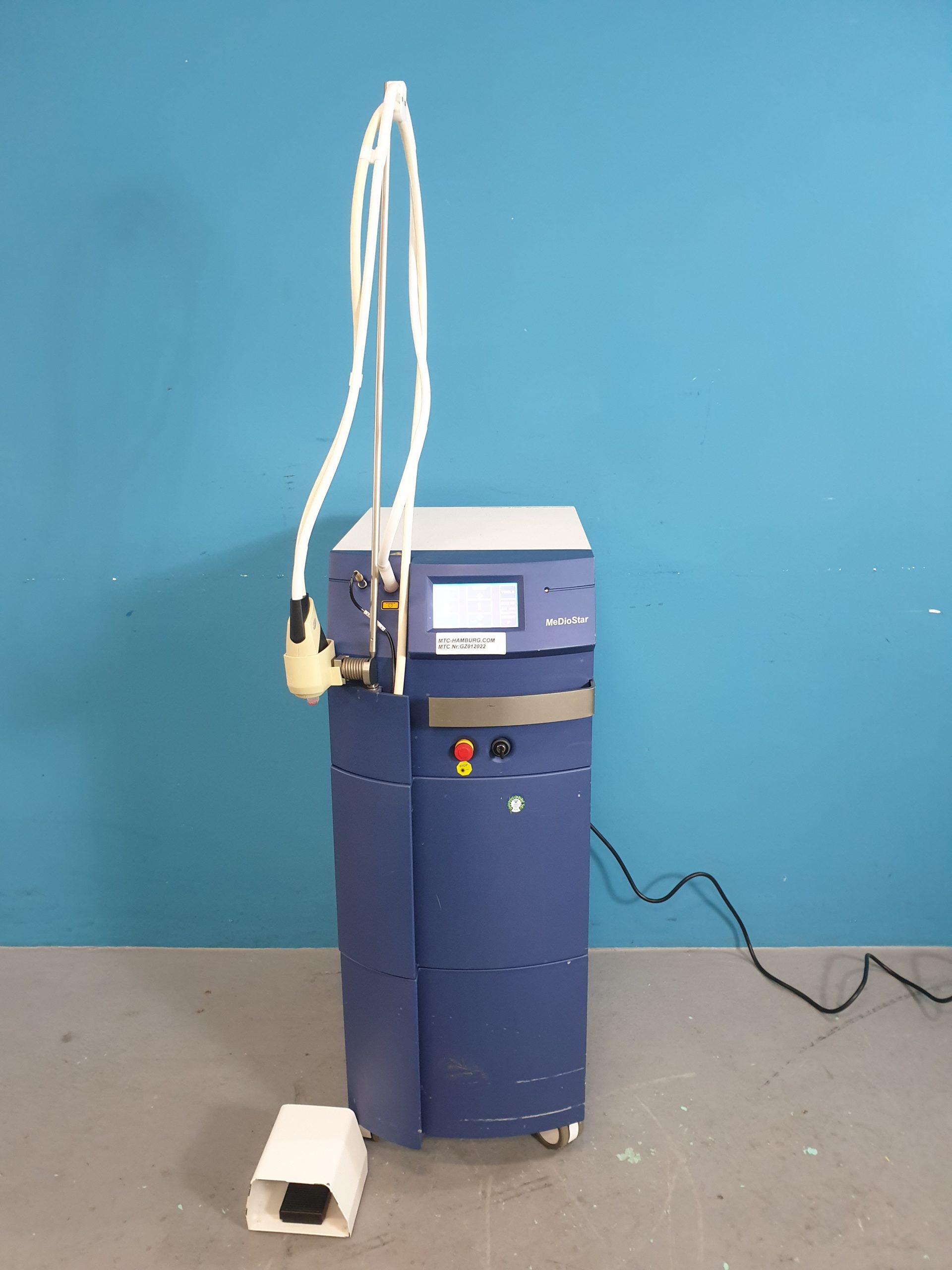 Asclepion MeDioStar HC 1511 Laser Gerät Diode Laser Hair Removal Machine — image 1 of 8