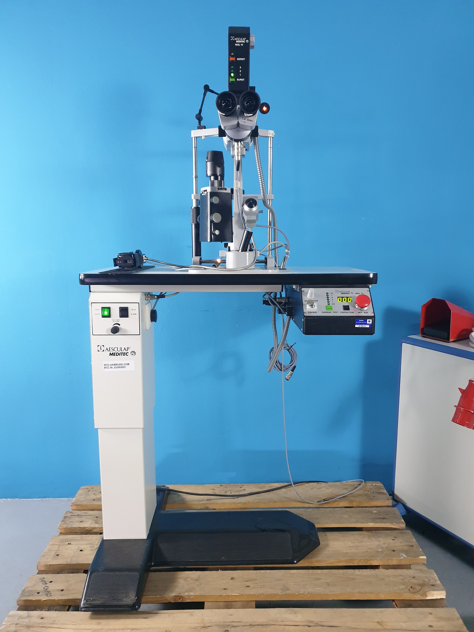 Aesculap Meditec MQL 10 // MQL10 Laser CLU 40 E Laser mit Bedientafel + Zeiss Spaltlampe 30SL-M thumbnail 2