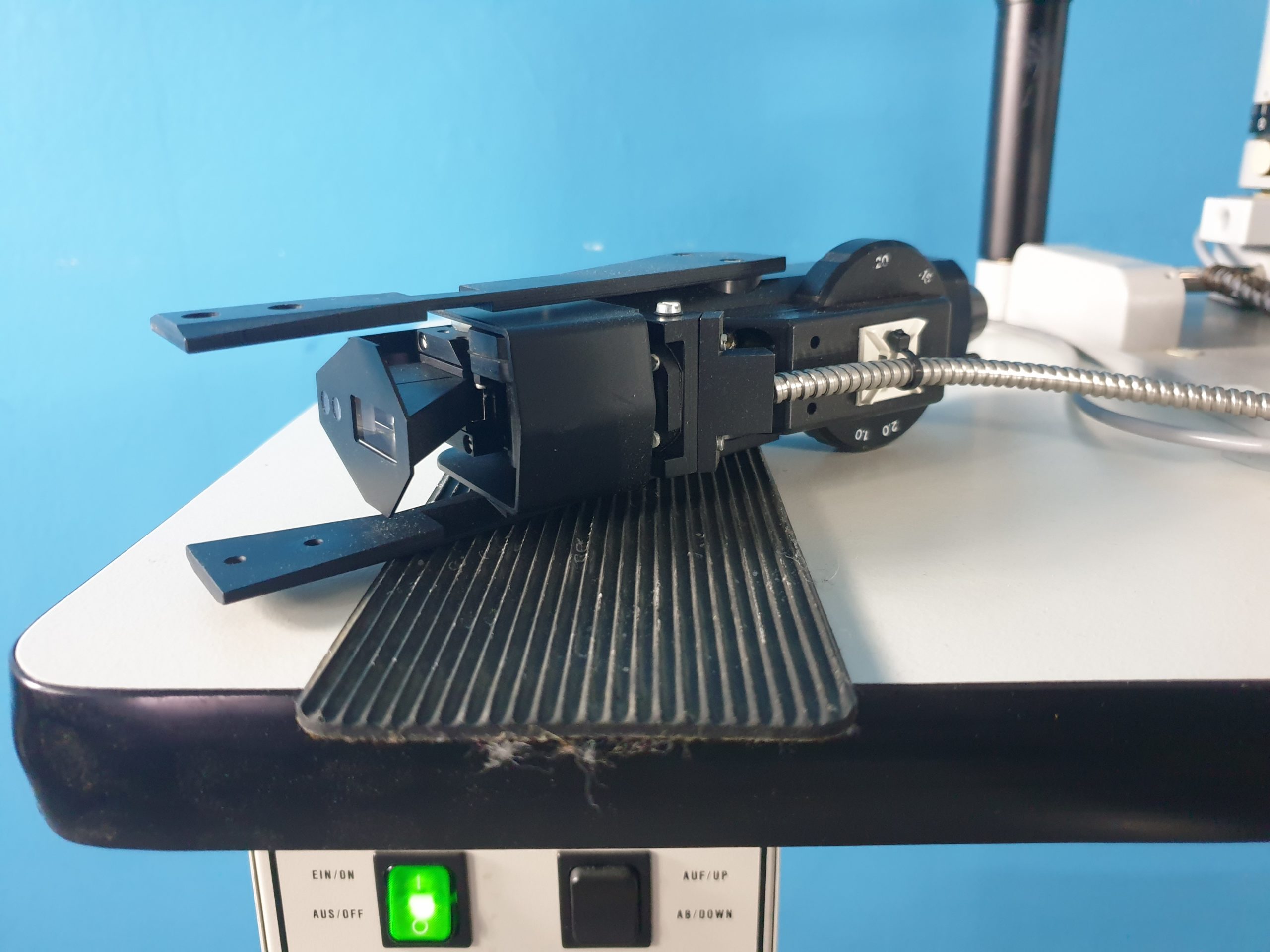 Aesculap Meditec MQL 10 // MQL10 Laser CLU 40 E Laser mit Bedientafel + Zeiss Spaltlampe 30SL-M thumbnail 6
