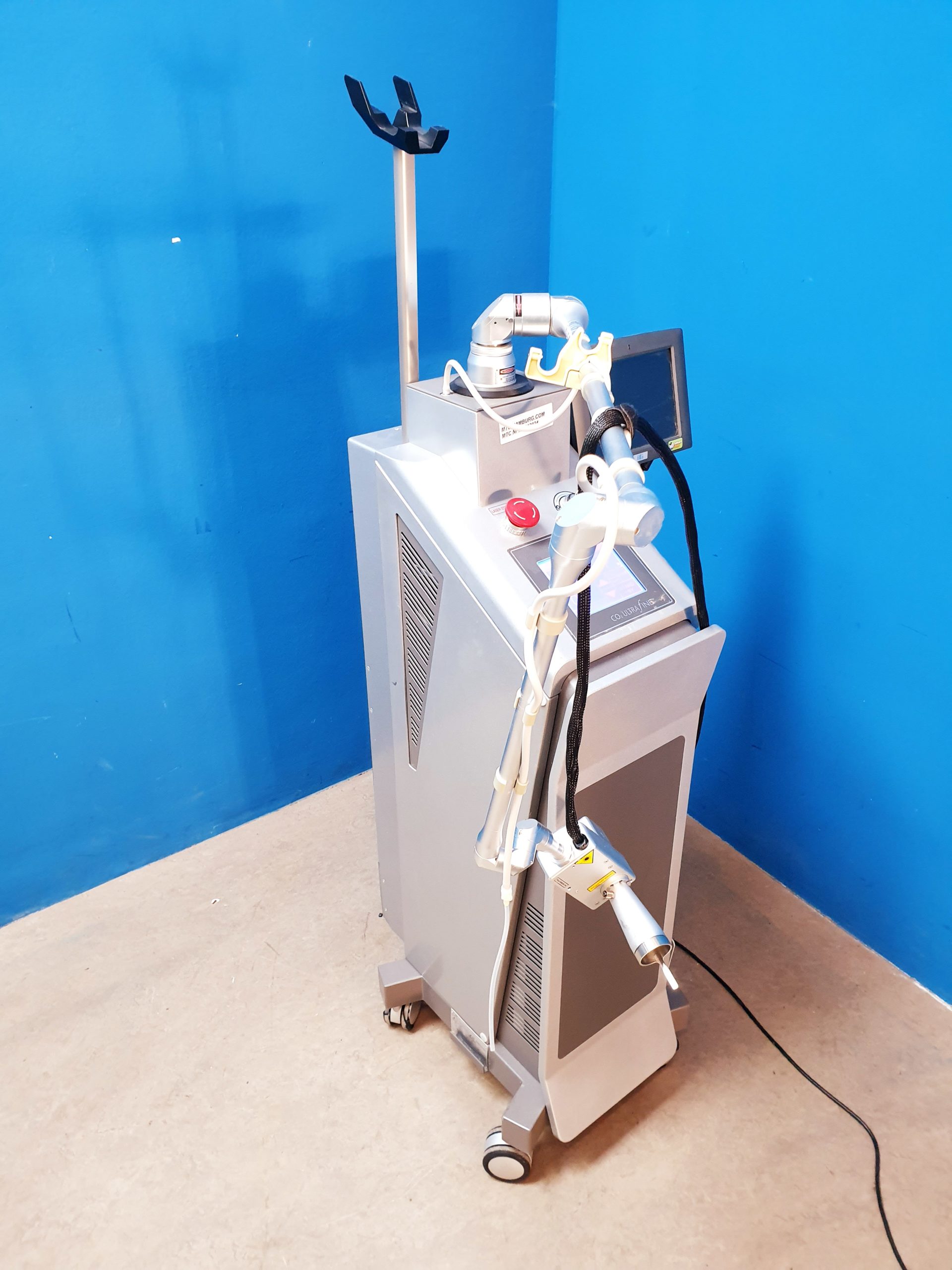 INTERmedic Ultrafine Kohlendioxid-Laser (СО2) Laser thumbnail 5