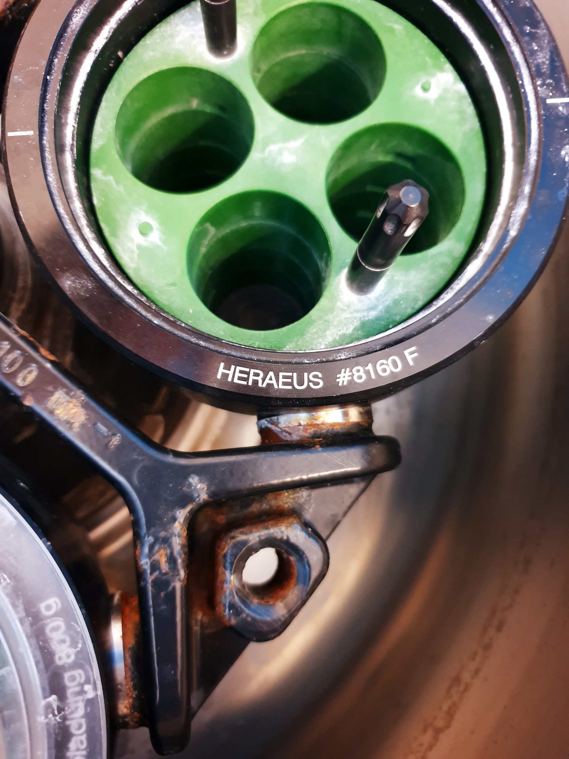 Heraeus Megafuge 2.0R Kühlzentrifuge – Zentrifuge thumbnail 2