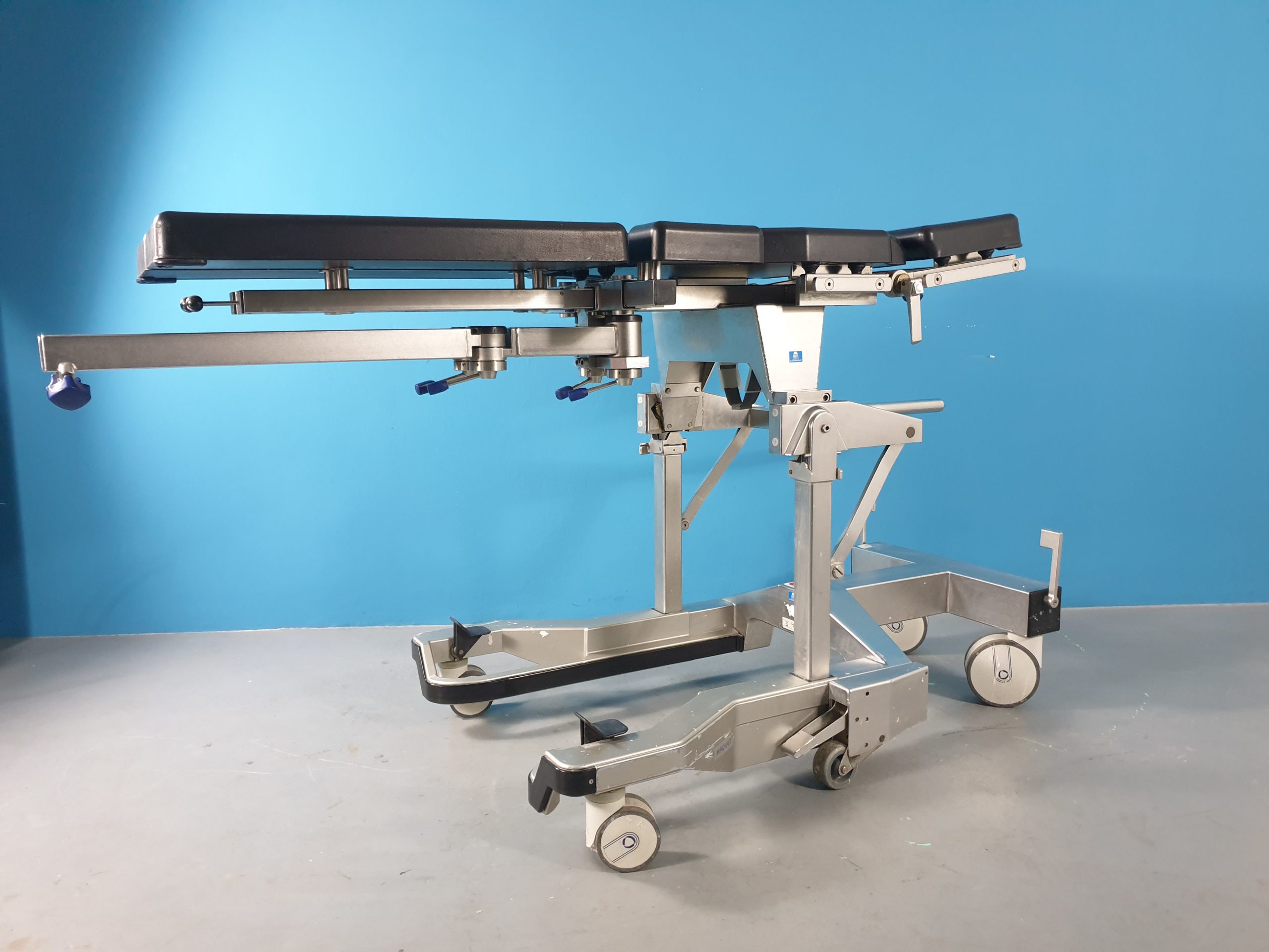 Maquet 1140.60C0 OP-Tisch Operating table Lafette + Tischplatte — image 1 of 5