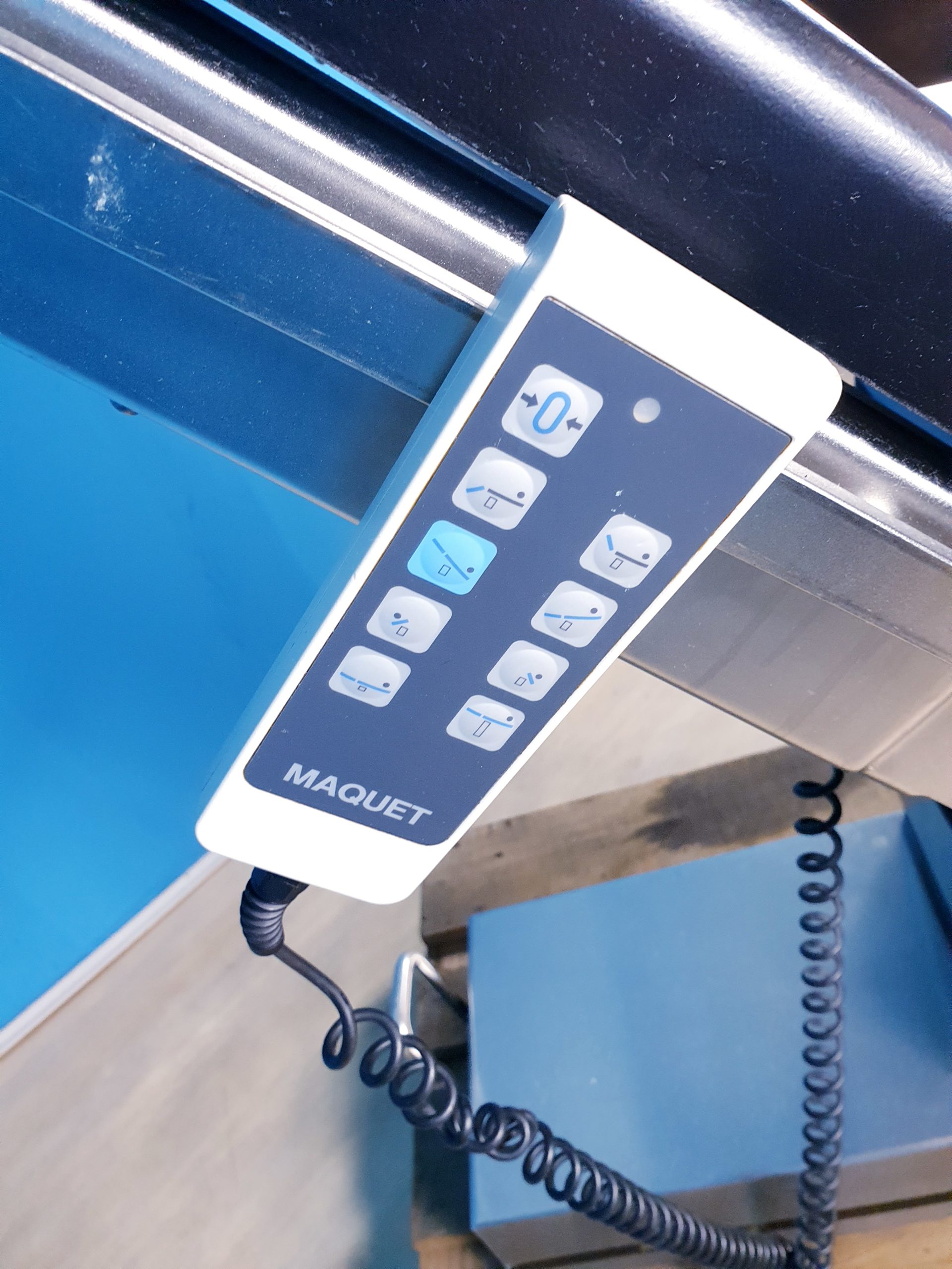 MAQUET 1211.02C OP Table Elektrisch verstellbar – Stuhl ,…. thumbnail 4