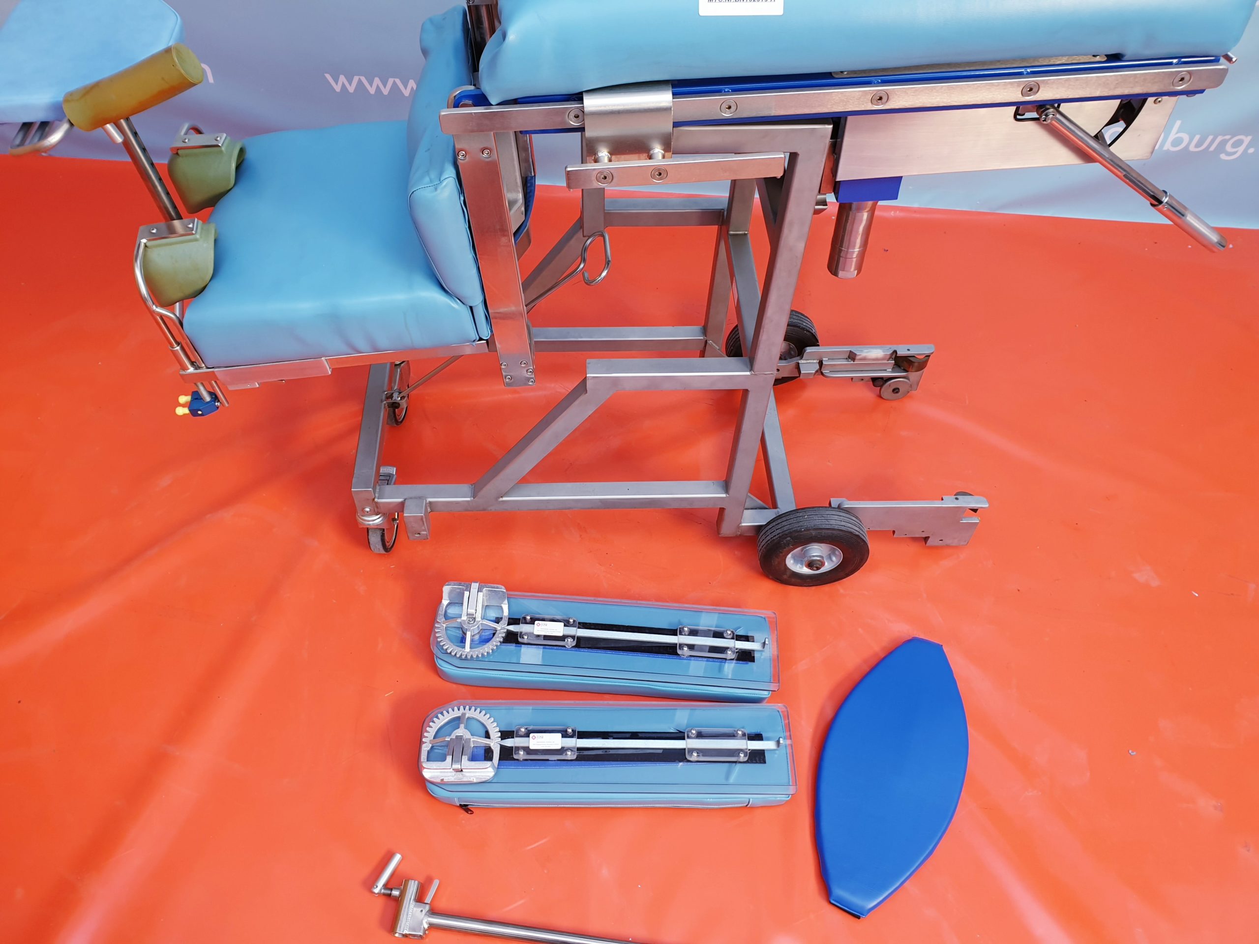 Andrews SST-3000 OSI Medical Orthopedic Spinal Surgery Table System thumbnail 2