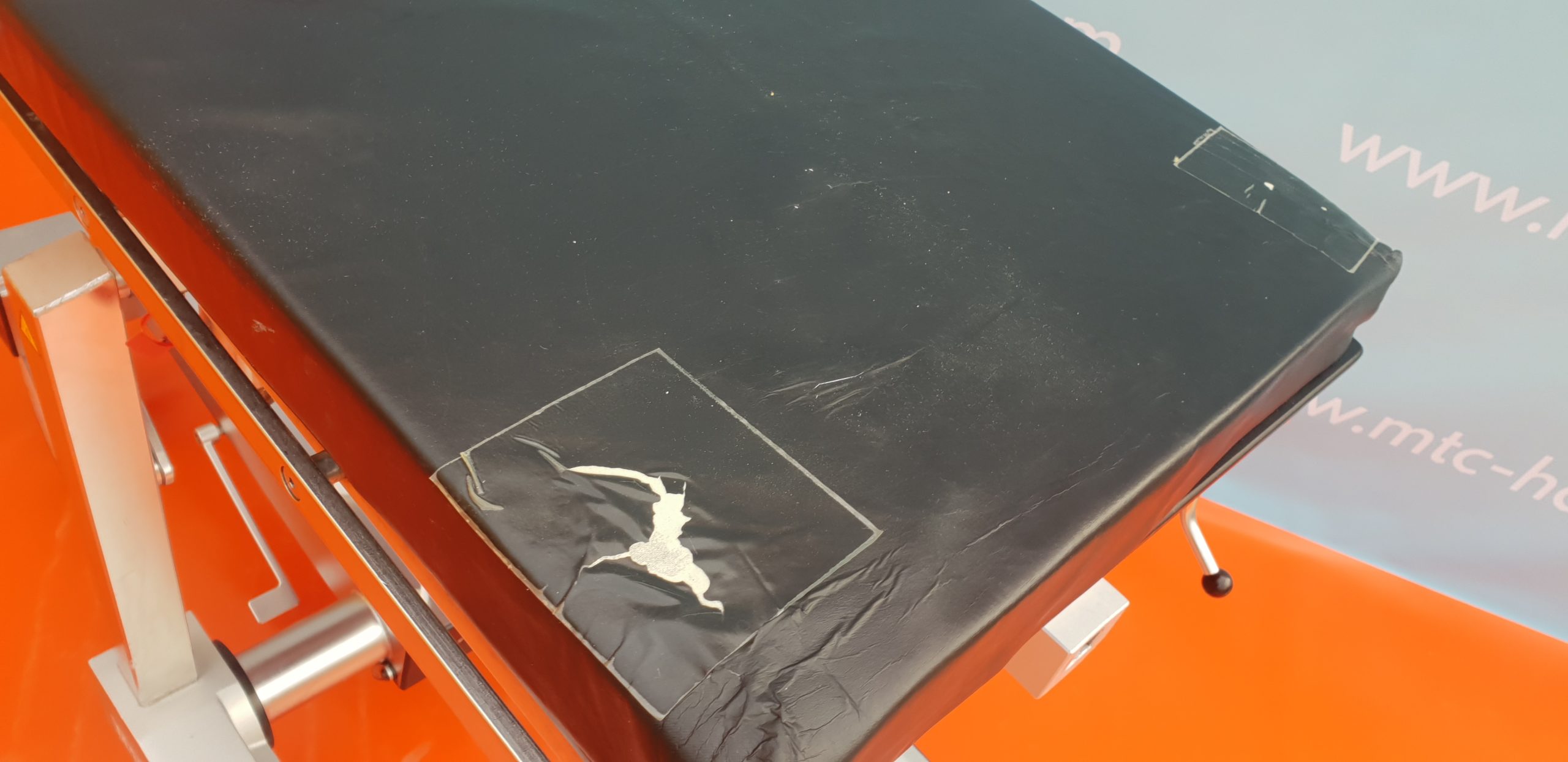 Maquet 1120.48C0 OP-Tisch + 1120.19 Tischplatte — image 1 of 4