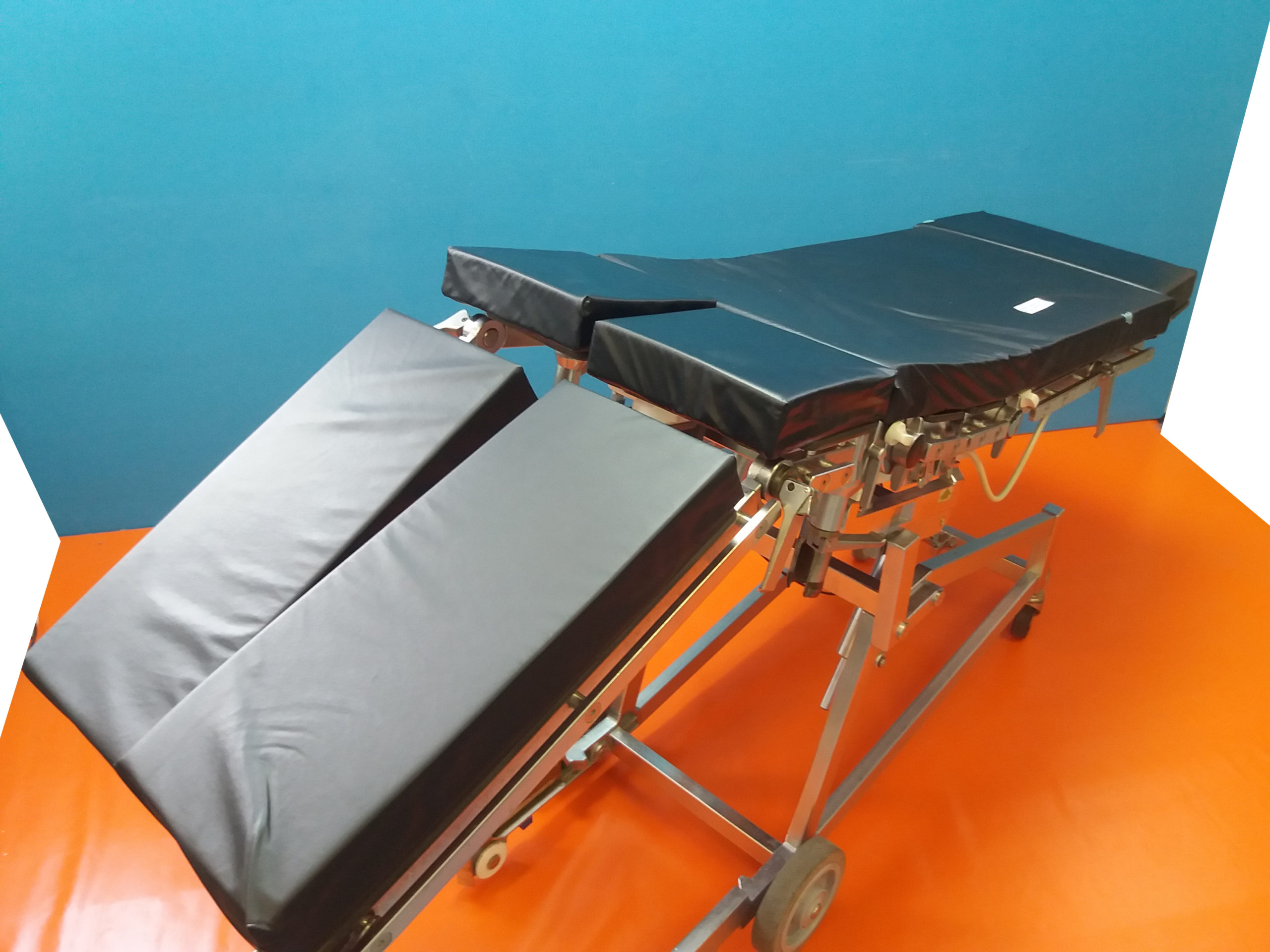 Maquet 1120.36A OP TISCH Lafette / Operating Table — image 1 of 4