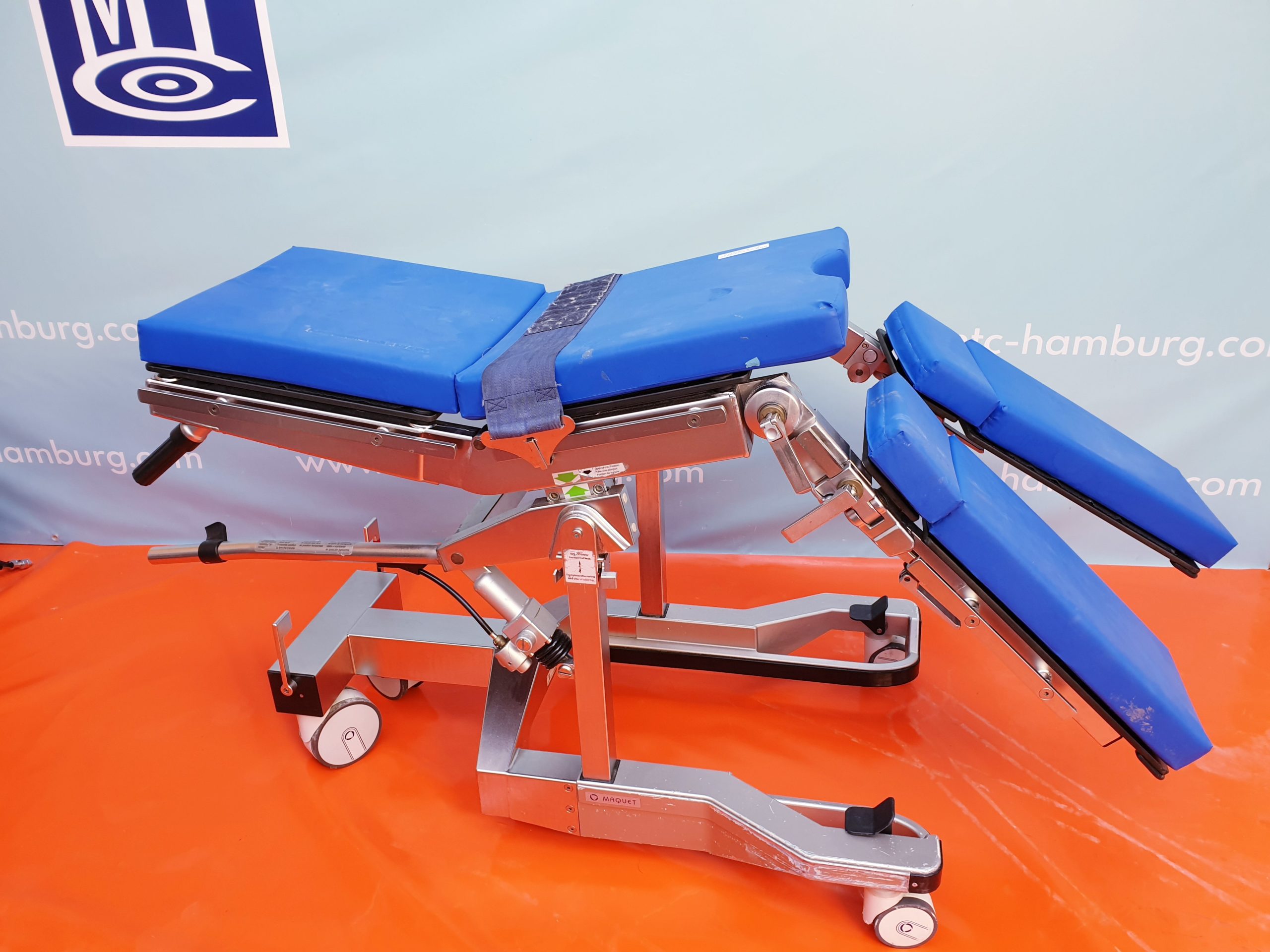 Maquet 1140.61C0 Lafette Transport Operationstisch OP Tisch mit 1150.10A0 Tischplatte — image 1 of 3
