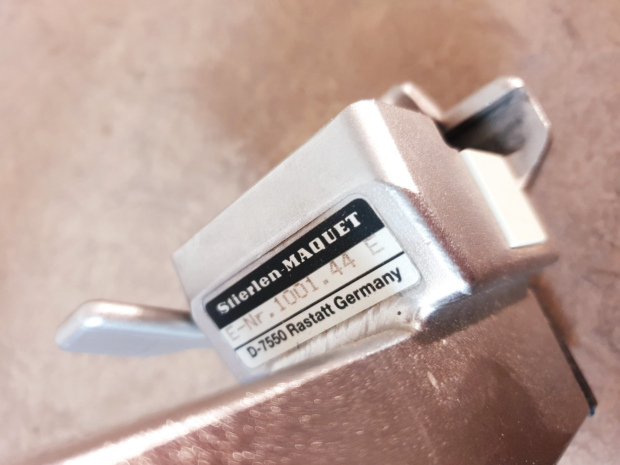 Maquet 1001.44E – Normschinenhalter – Halter für Normschienen thumbnail 3