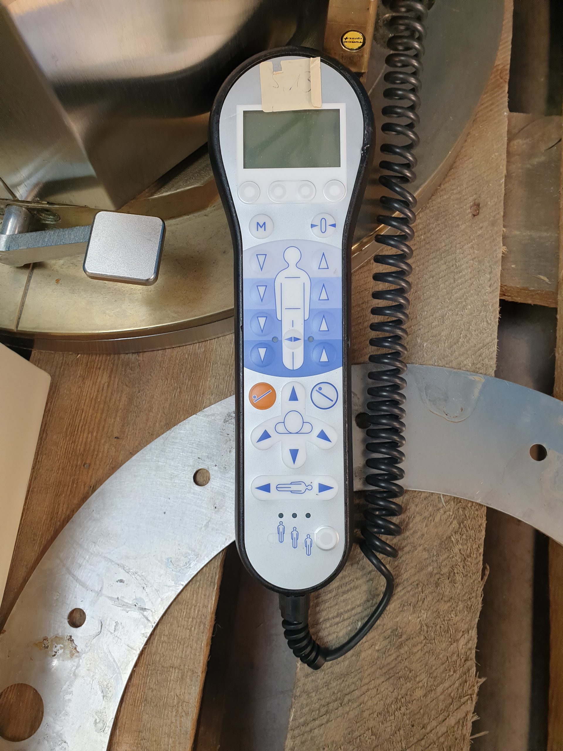 Maquet 1180.01B1 Op Tisch Säule – mit Steuerungskasten und Fernbedienung thumbnail 4