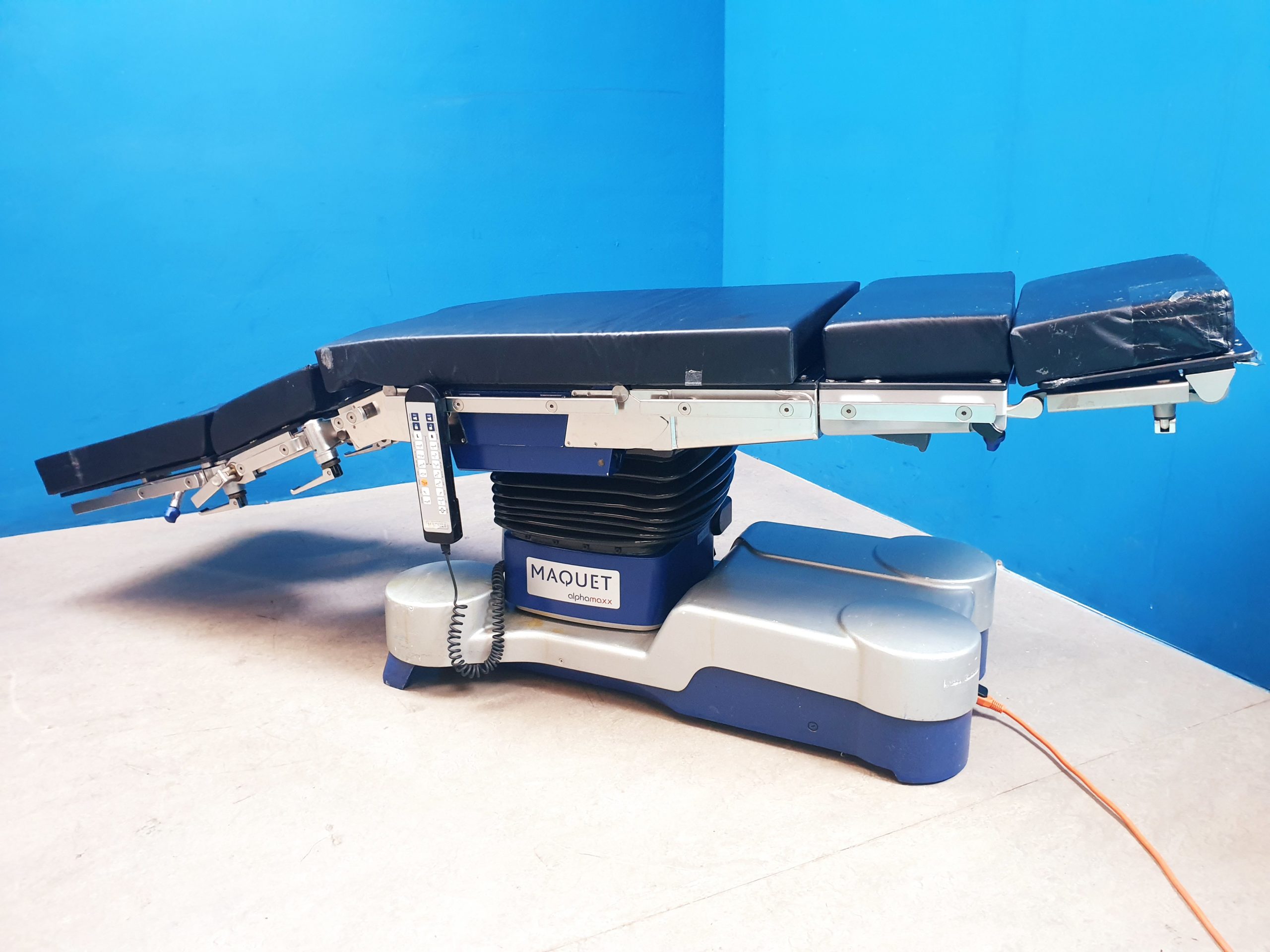 Maquet 1133.12B3 Alphamaxx fahrbarer OP-Tisch – Belastbar bis 450 kg thumbnail 9