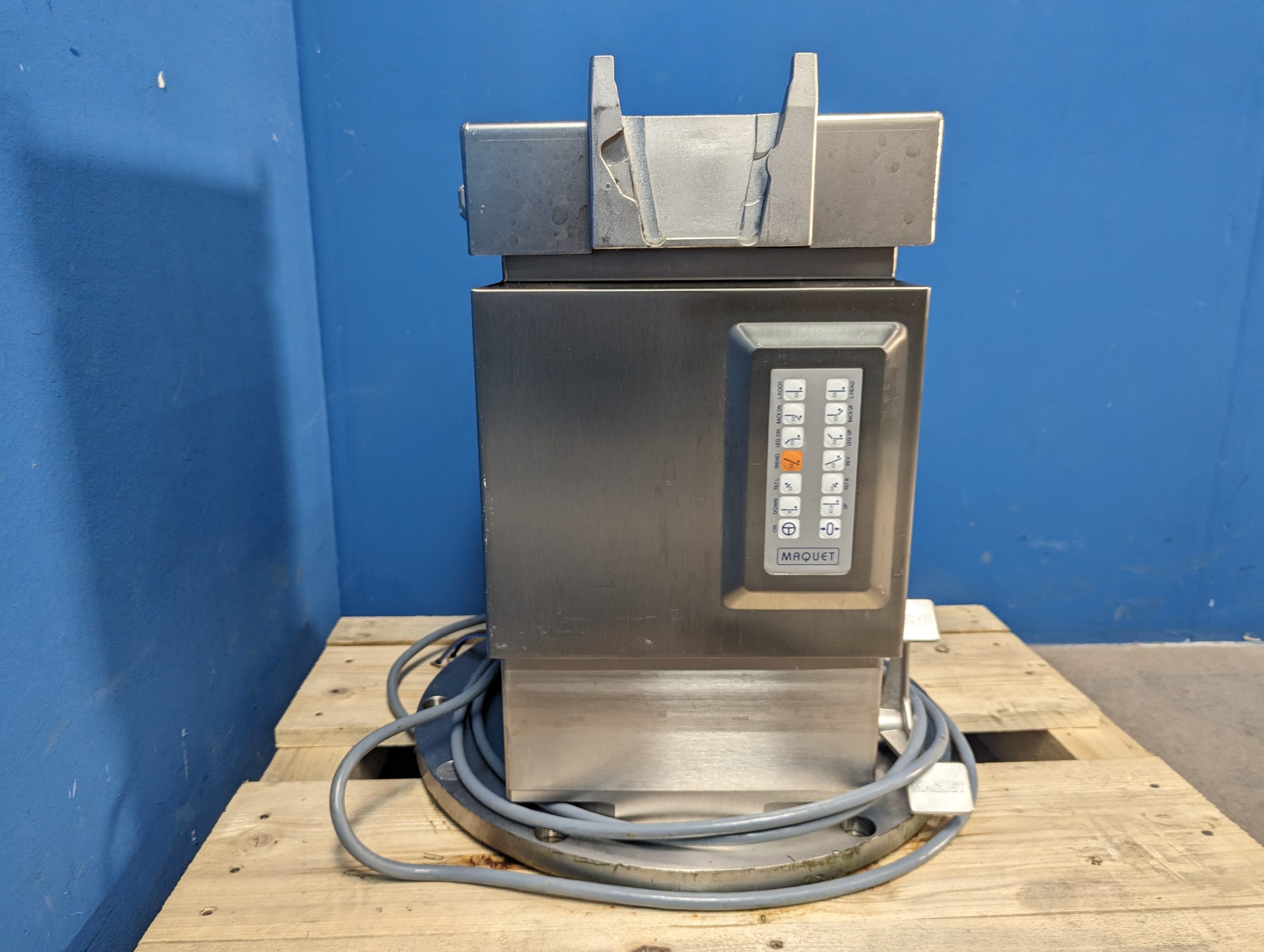 MAQUET OP-Tisch Säule D 3 IR-System Model 1150.01A1 thumbnail 2