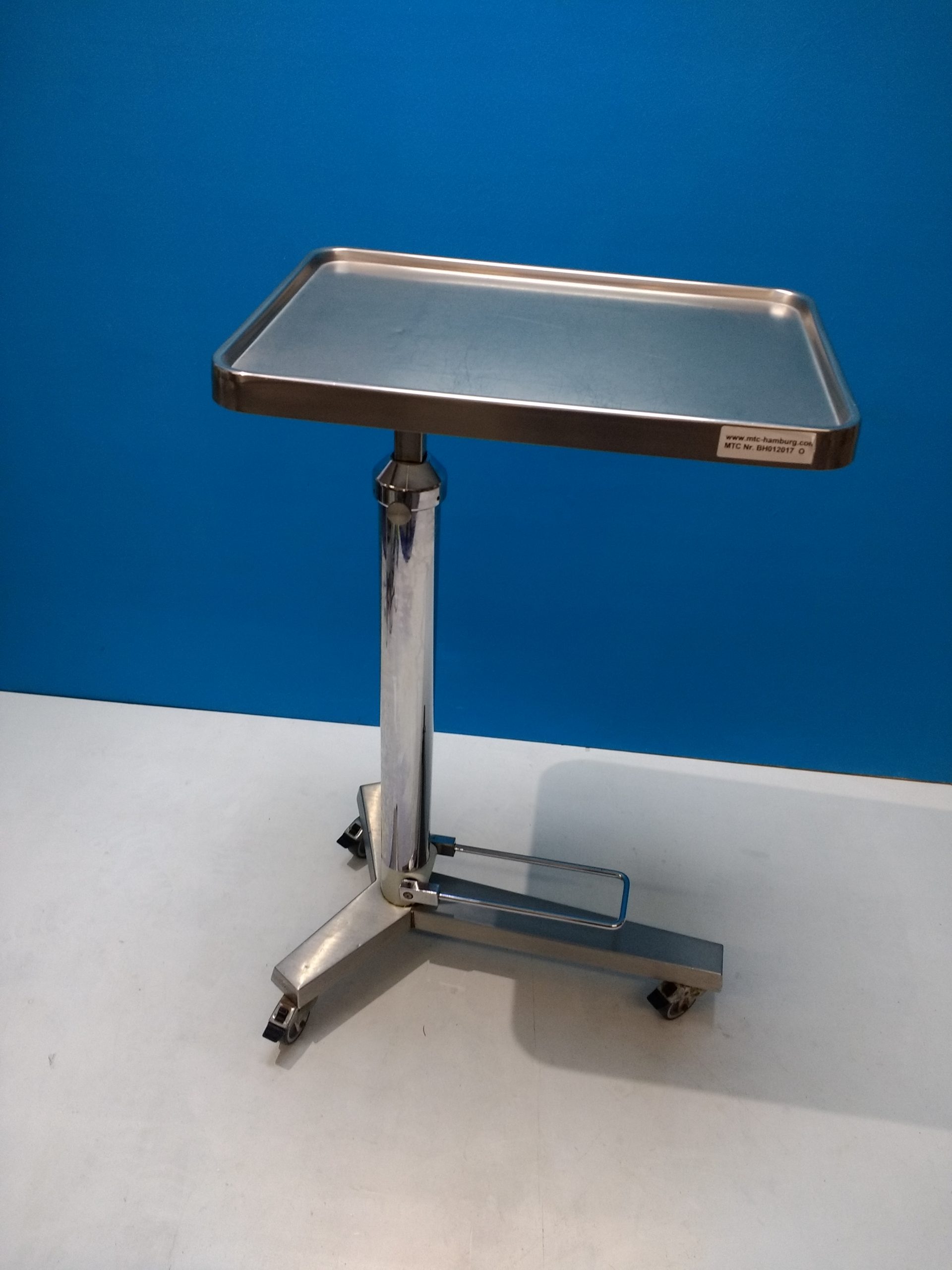 Maquet Stumme Schwester, OP Tisch, Instrumenten Tisch, Edelstahltisch thumbnail 2