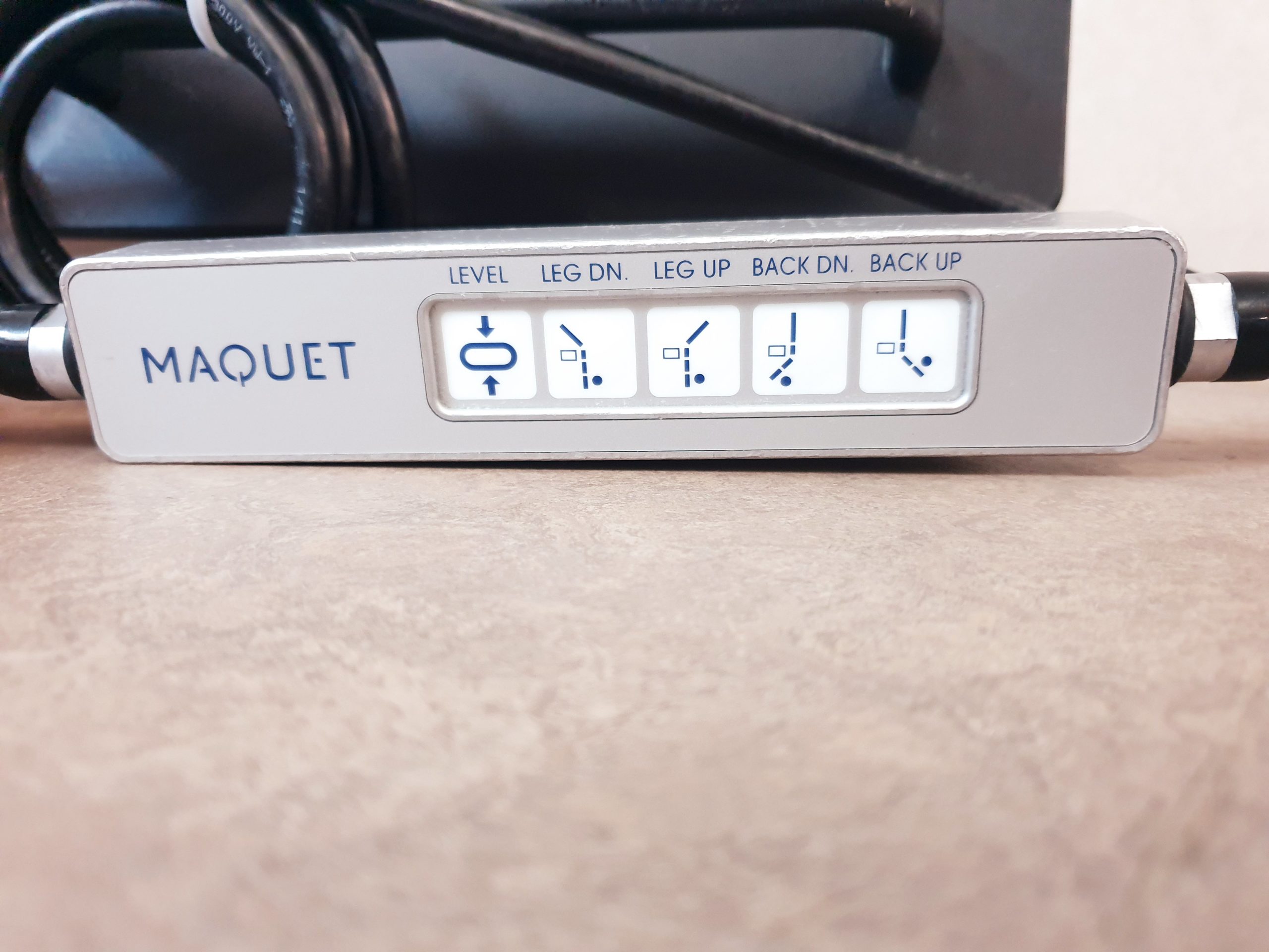 Maquet Demo Basis System 1150.02 mobil 3114 2709 + 1009.75A0 Batterie -Akku — image 1 of 6