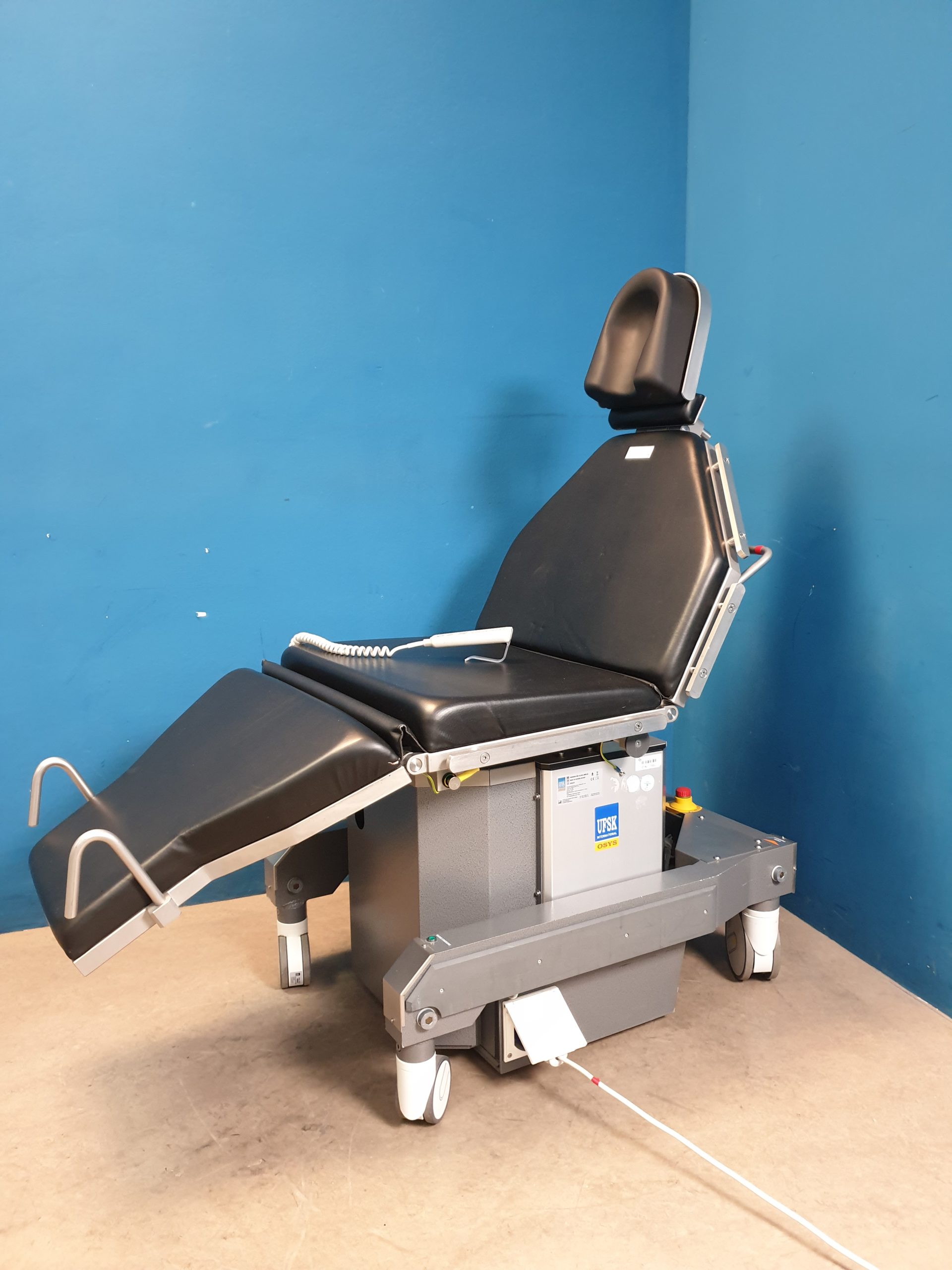 UFSK BL600XLE/AL // BL 600 XLE / AL Stretcher Eye Surgery Chair Surgical Chair thumbnail 2
