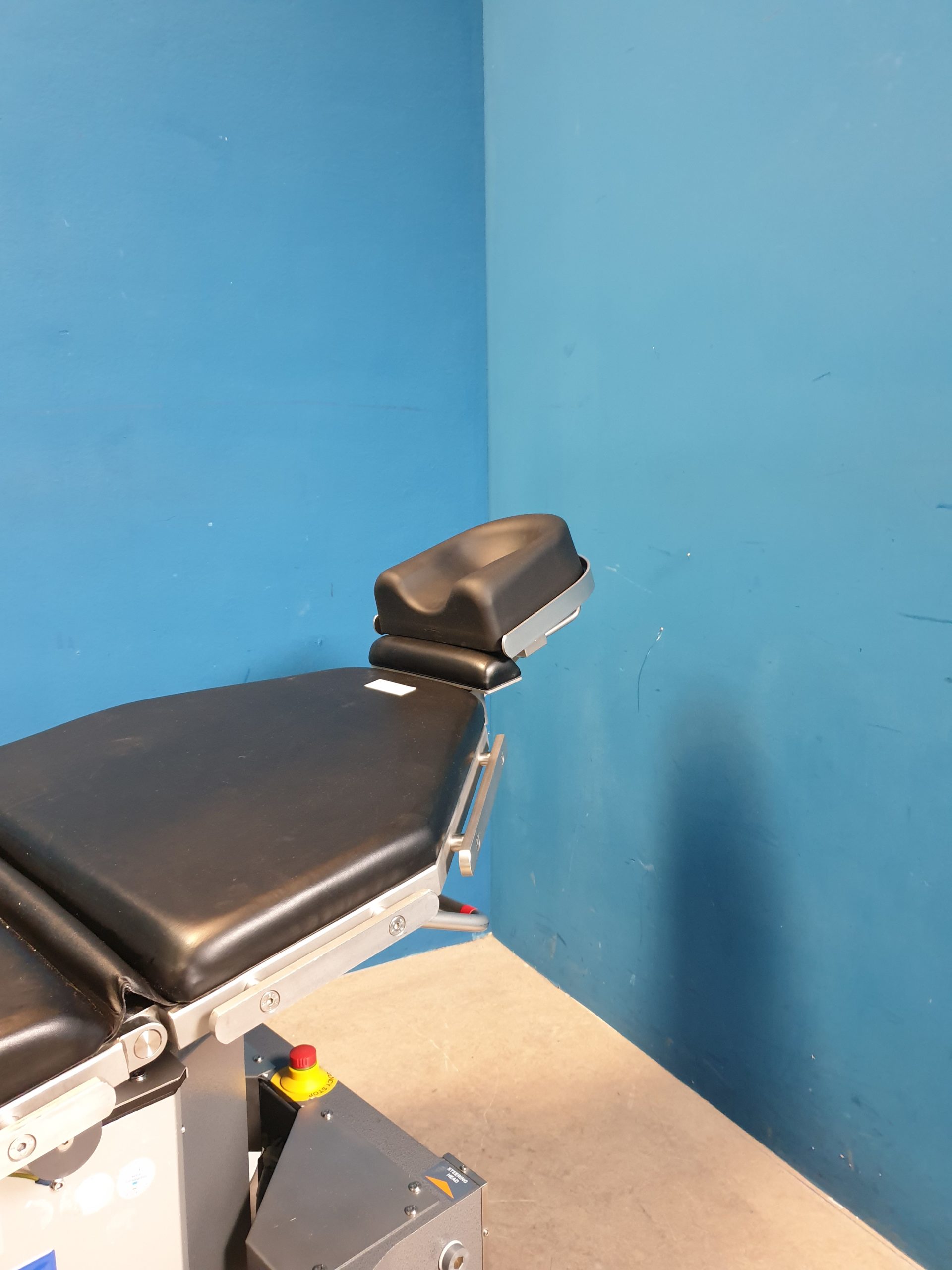 UFSK BL600XLE/AL // BL 600 XLE / AL Stretcher Eye Surgery Chair Surgical Chair thumbnail 8