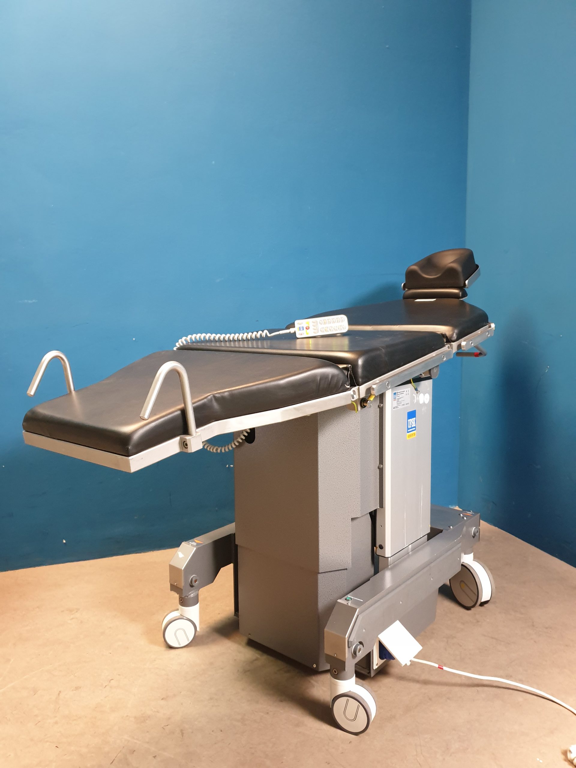 UFSK BL600XLE/AL // BL 600 XLE / AL Stretcher Eye Surgery Chair Surgical Chair thumbnail 9