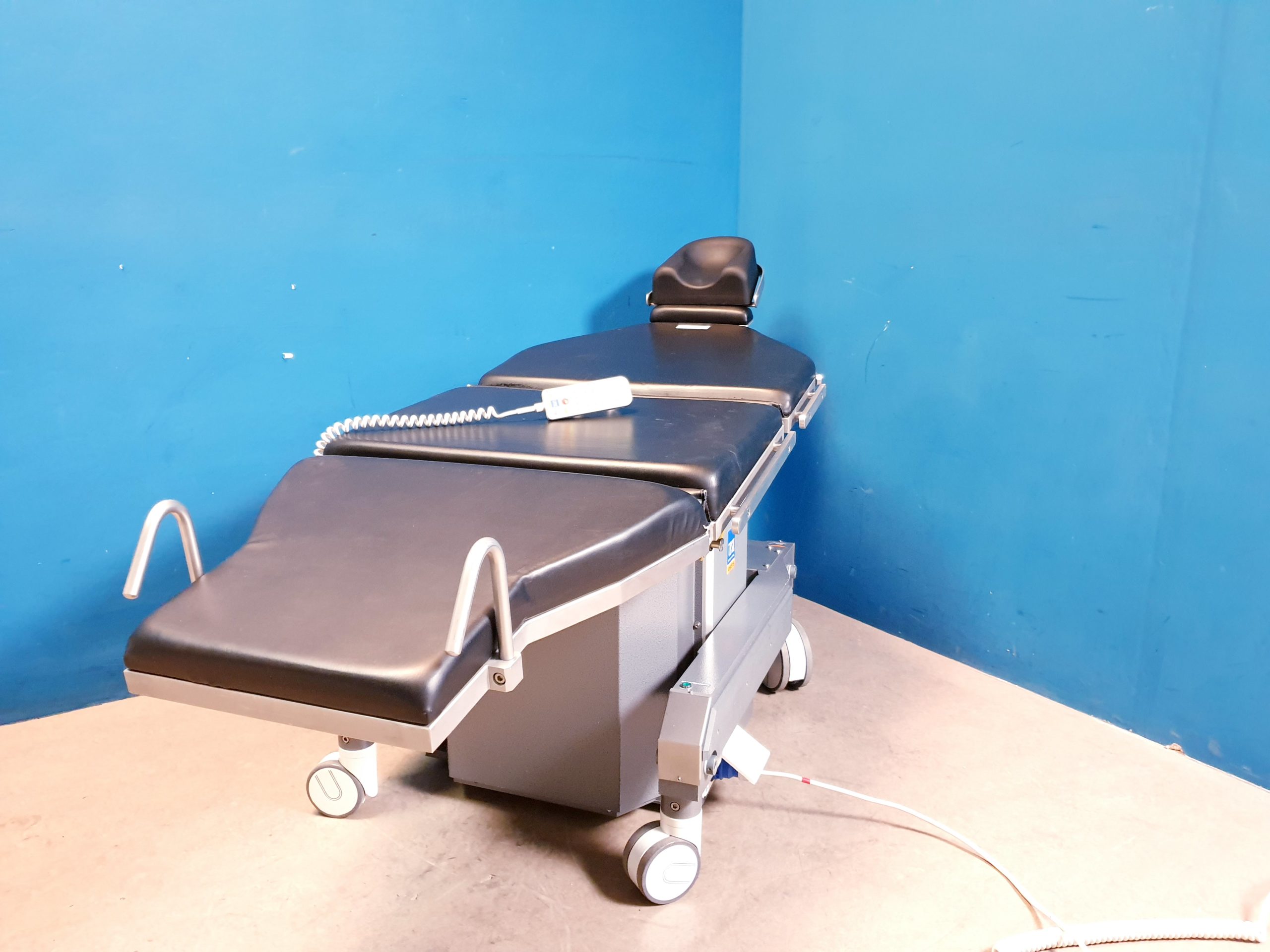 UFSK BL600XLE/AL // BL 600 XLE / AL Stretcher Eye Surgery Chair Surgical Chair thumbnail 13