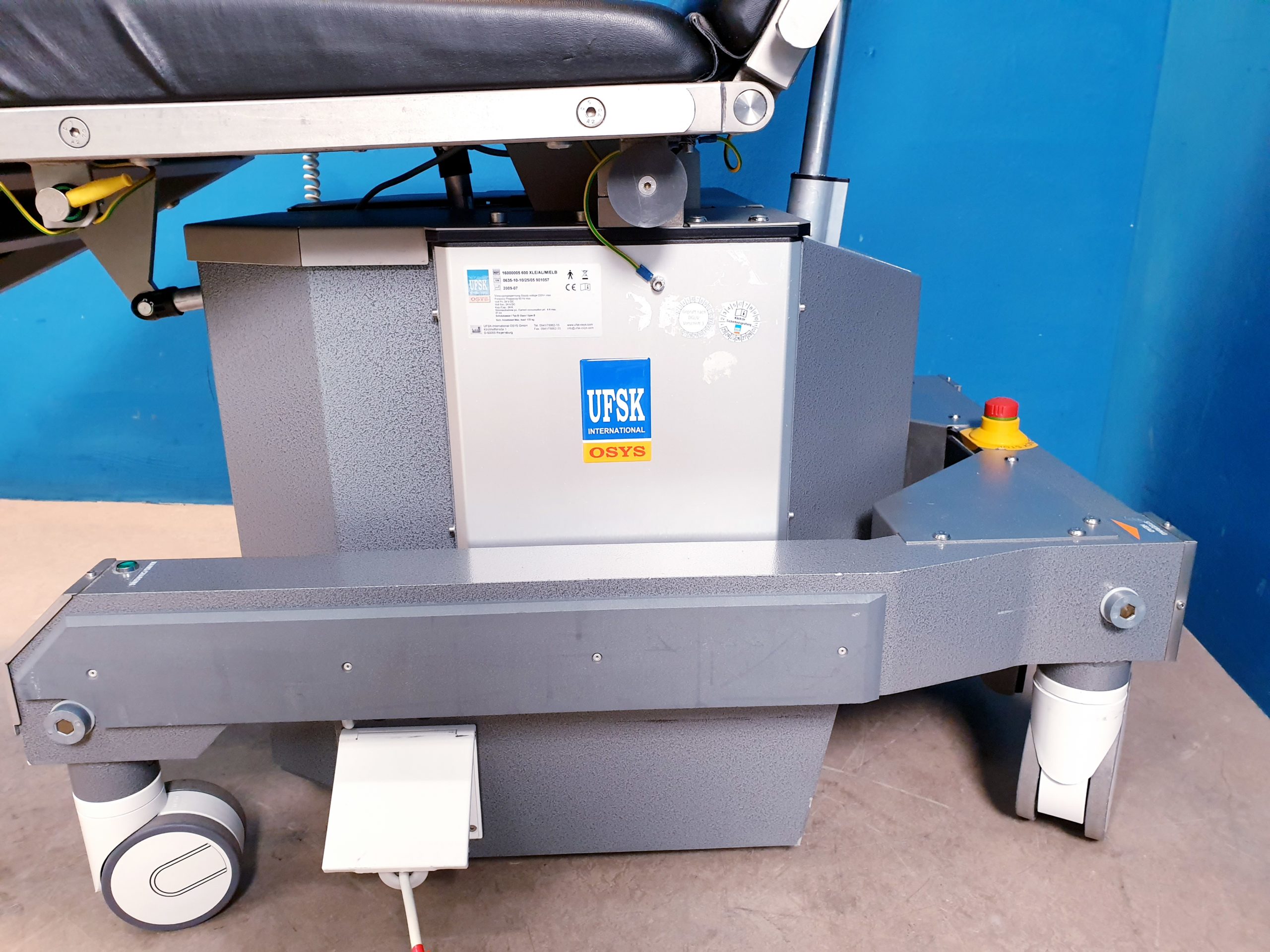 UFSK BL600XLE/AL // BL 600 XLE / AL Stretcher Eye Surgery Chair Surgical Chair thumbnail 16