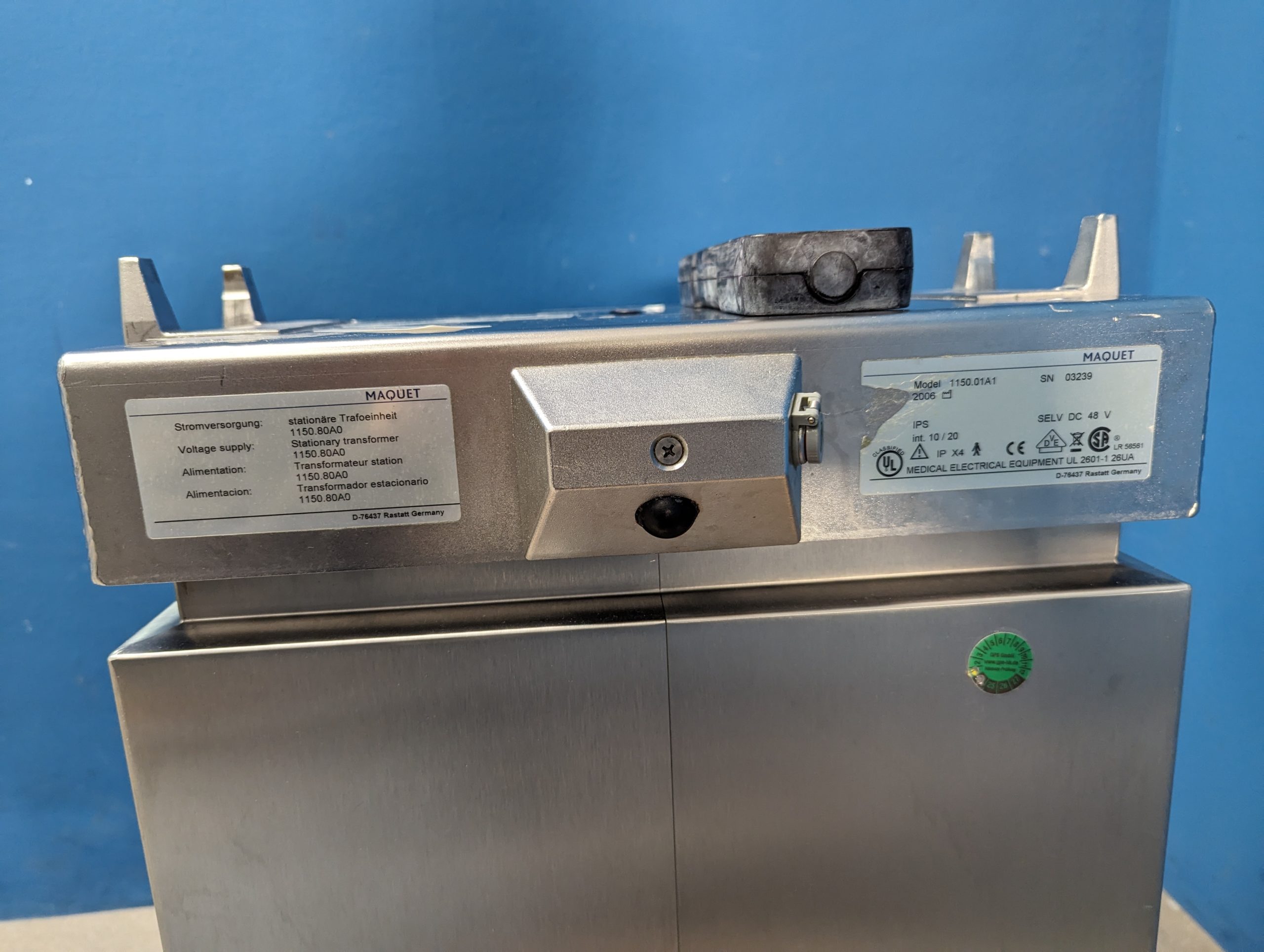 Maquet 1150.01A1 OP-Tisch Säule D 3 IR-System mit Fernbedienung thumbnail 2