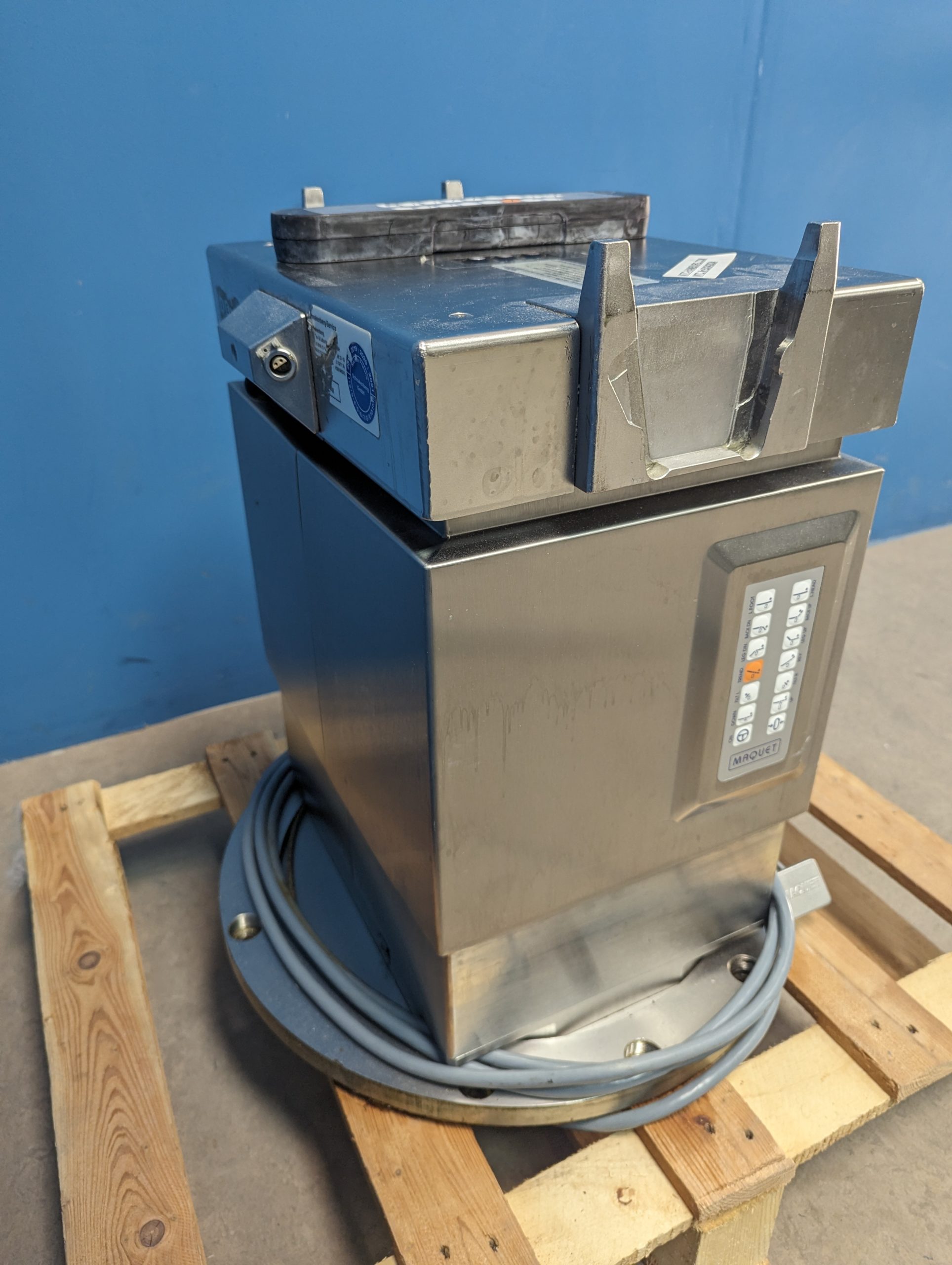 Maquet 1150.01A1 OP-Tisch Säule D 3 IR-System mit Fernbedienung thumbnail 3