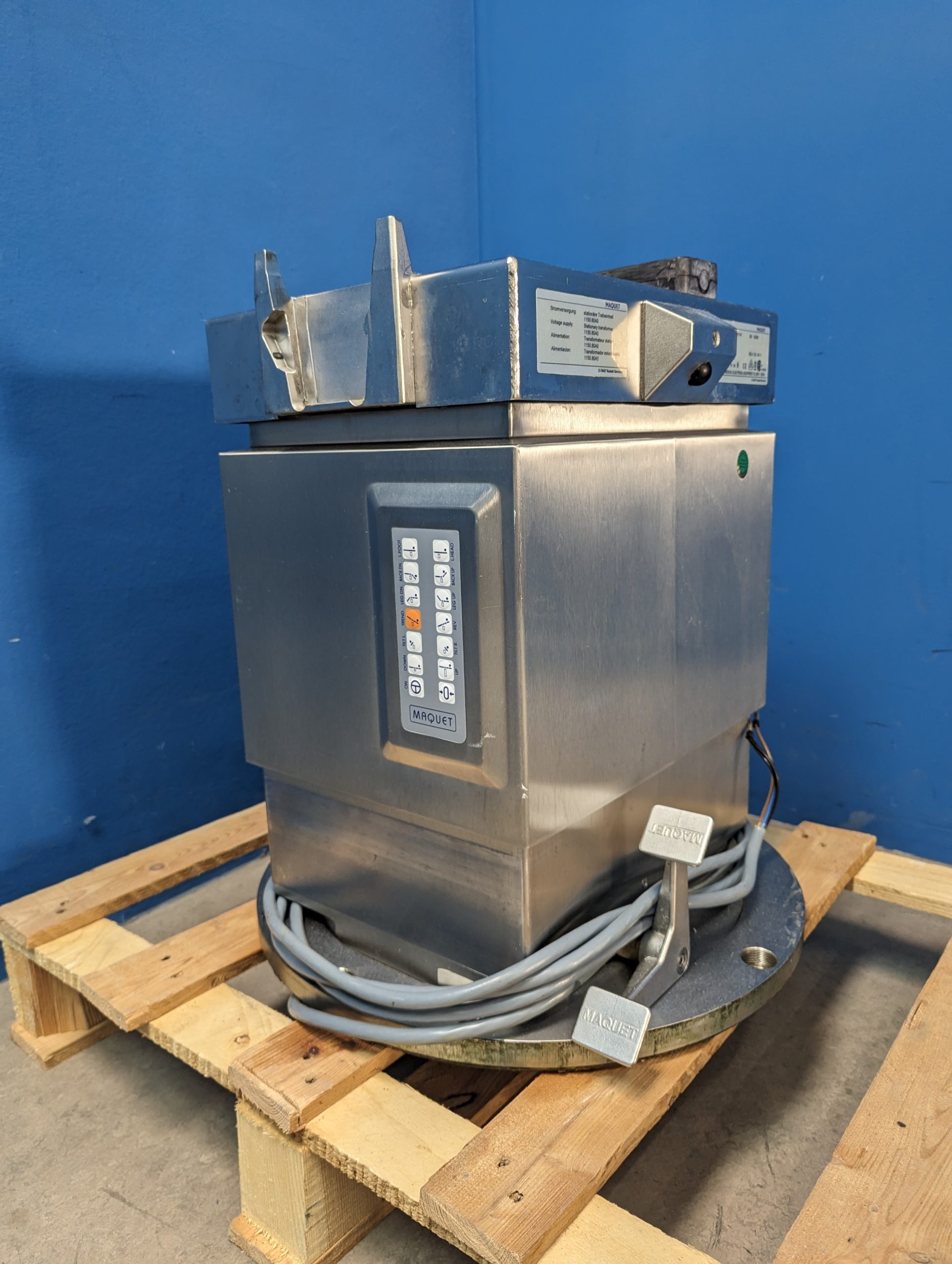 Maquet 1150.01A1 OP-Tisch Säule D 3 IR-System mit Fernbedienung thumbnail 6