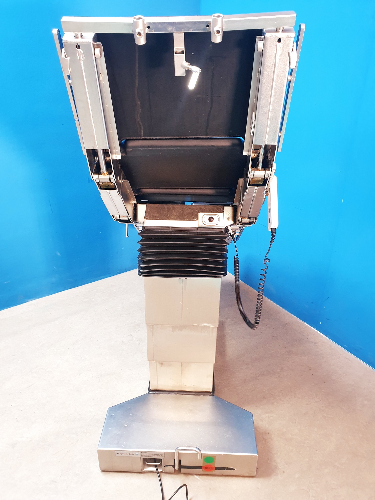 Maquet 1130.02M0 // 1130 Op-Tisch Elektrisch mit Fernbedienung thumbnail 11