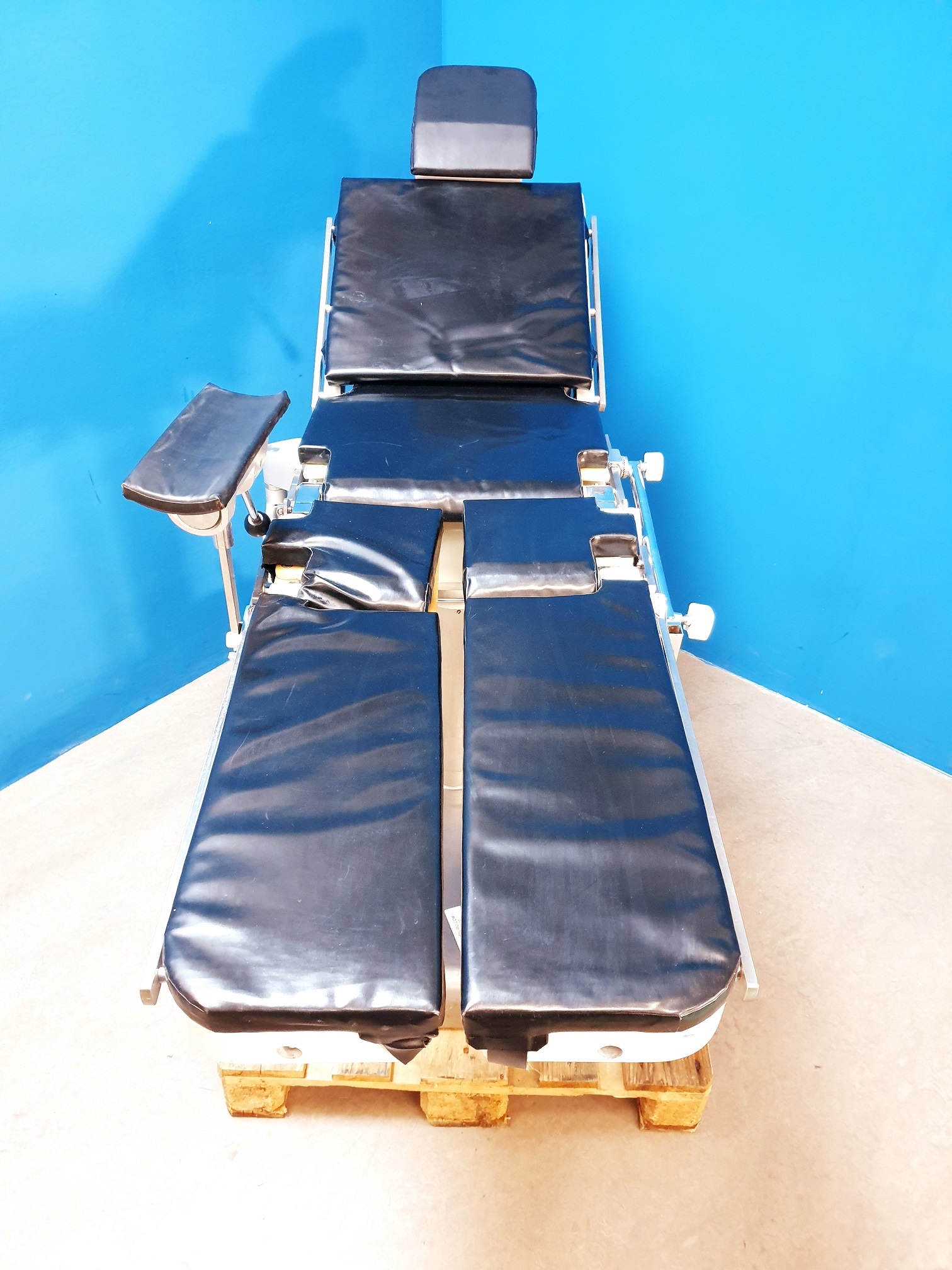 Maquet 1002.64 Op Tisch Hydraulich — image 1 of 10