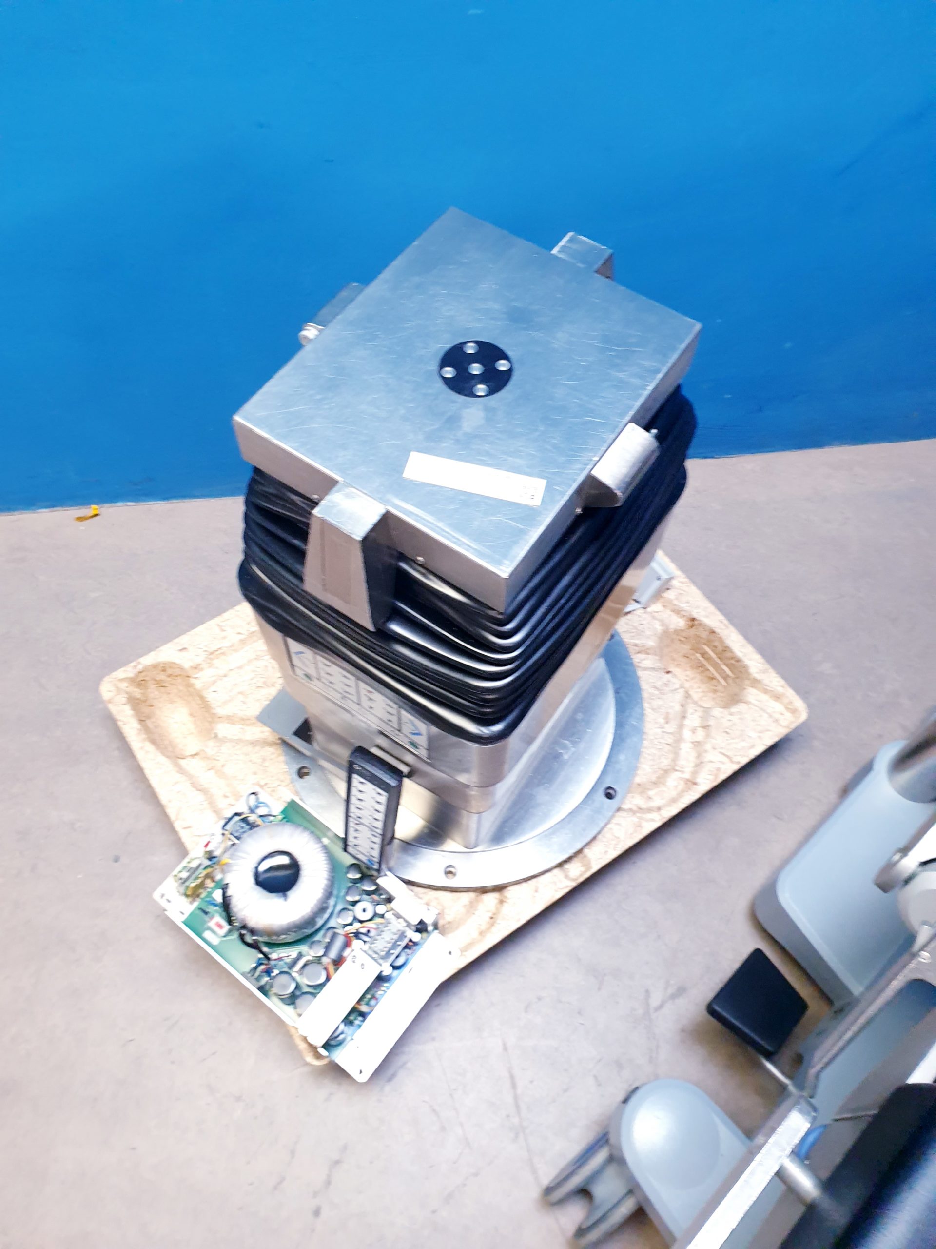 Trumpf JUPITER SF – Shuttle 3.7 360 Op Tisch System thumbnail 2