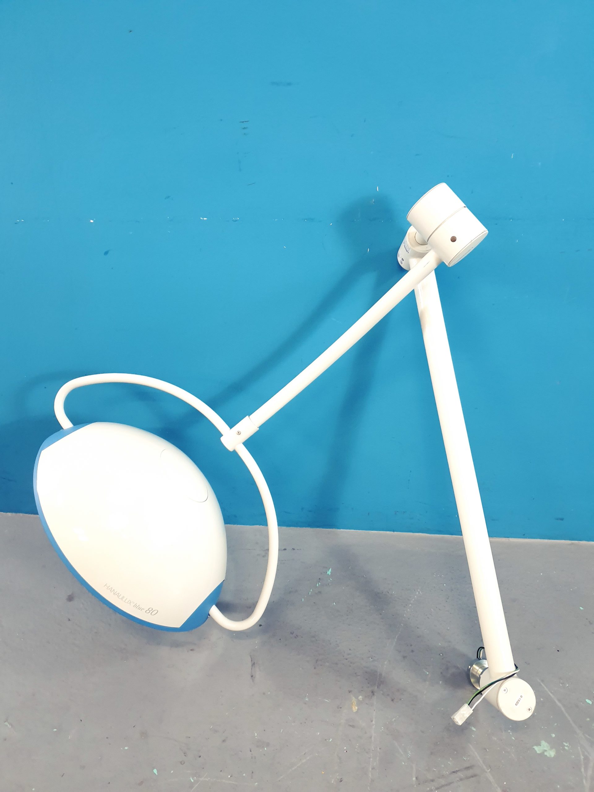 HANAULUX Blue 80 Praxisleuchte Klinikleuchte OP Lampe mit Trafo – Unvollständig thumbnail 7