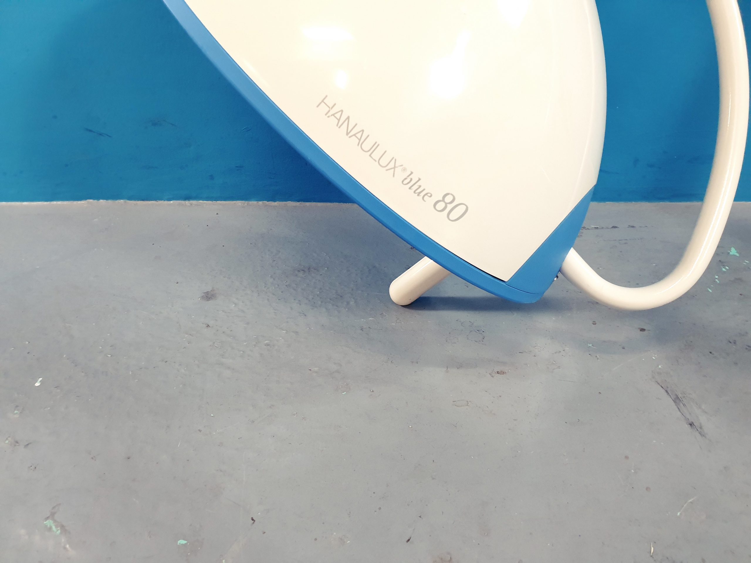 HANAULUX Blue 80 Praxisleuchte Klinikleuchte OP Lampe mit Trafo – Unvollständig thumbnail 8