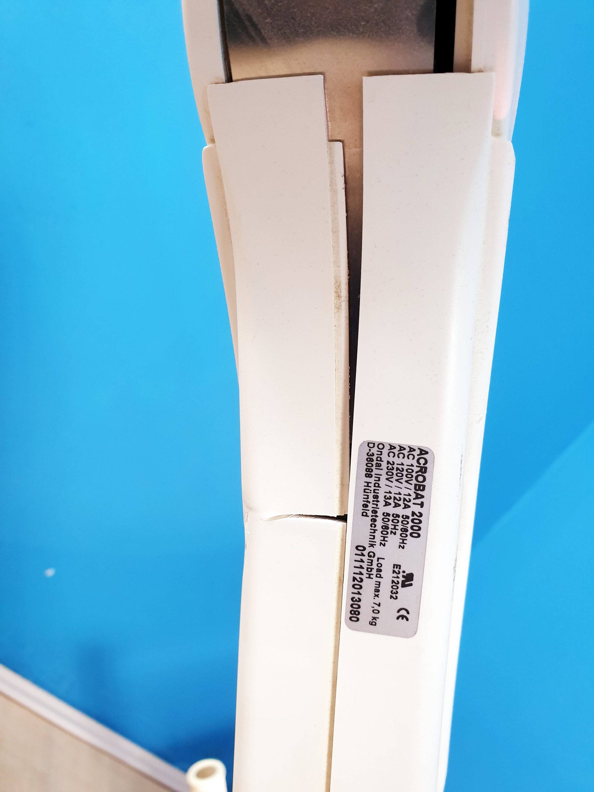 Dr. Mach Mach M2 F Behandlungslampe – Op Lampe – Wandmontage – Filter ist zerbrochen – thumbnail 4