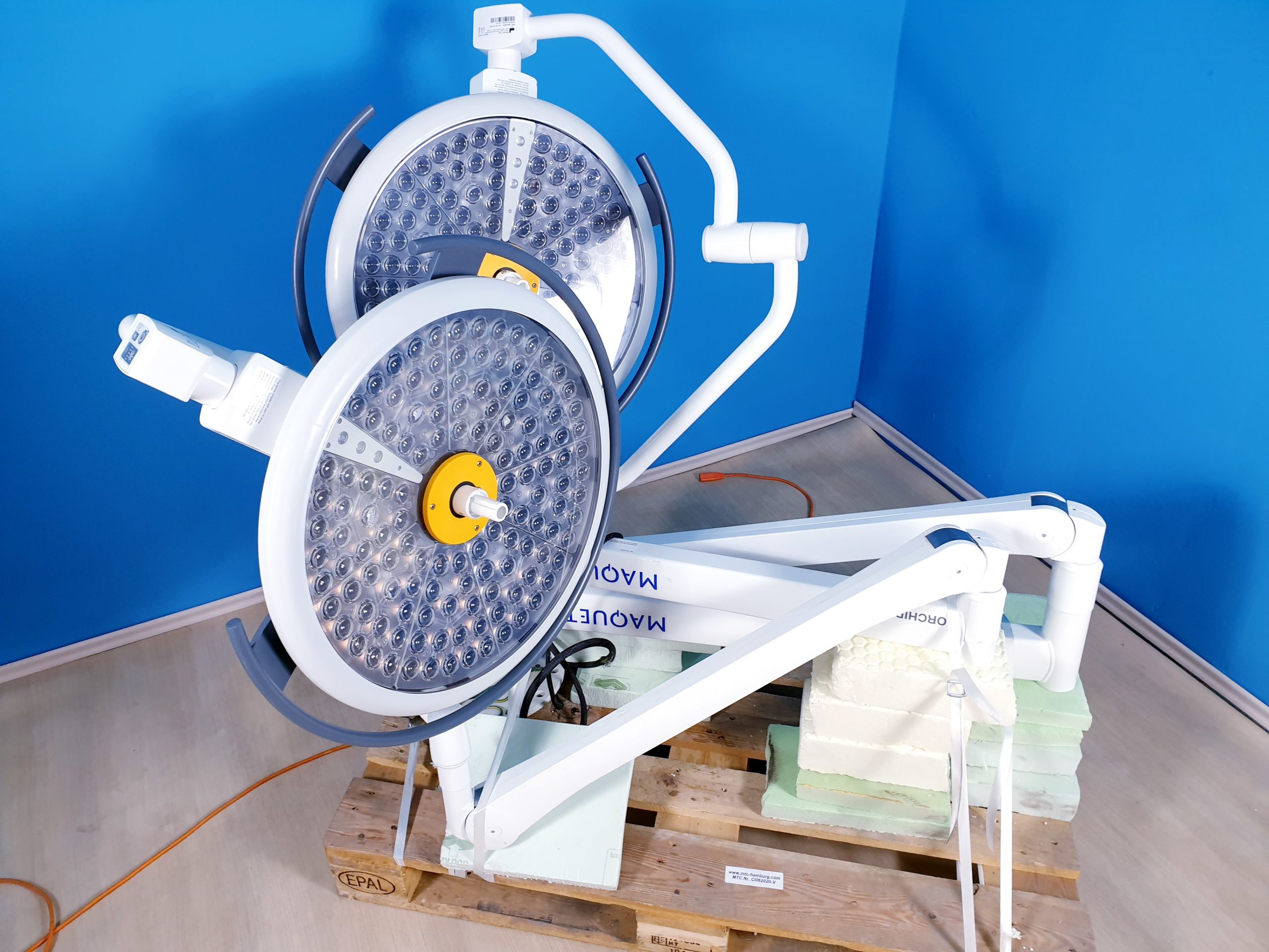 Maquet POWERLED 500+ K3 LED 567910961 + 568350933 DOM2013 — image 1 of 4
