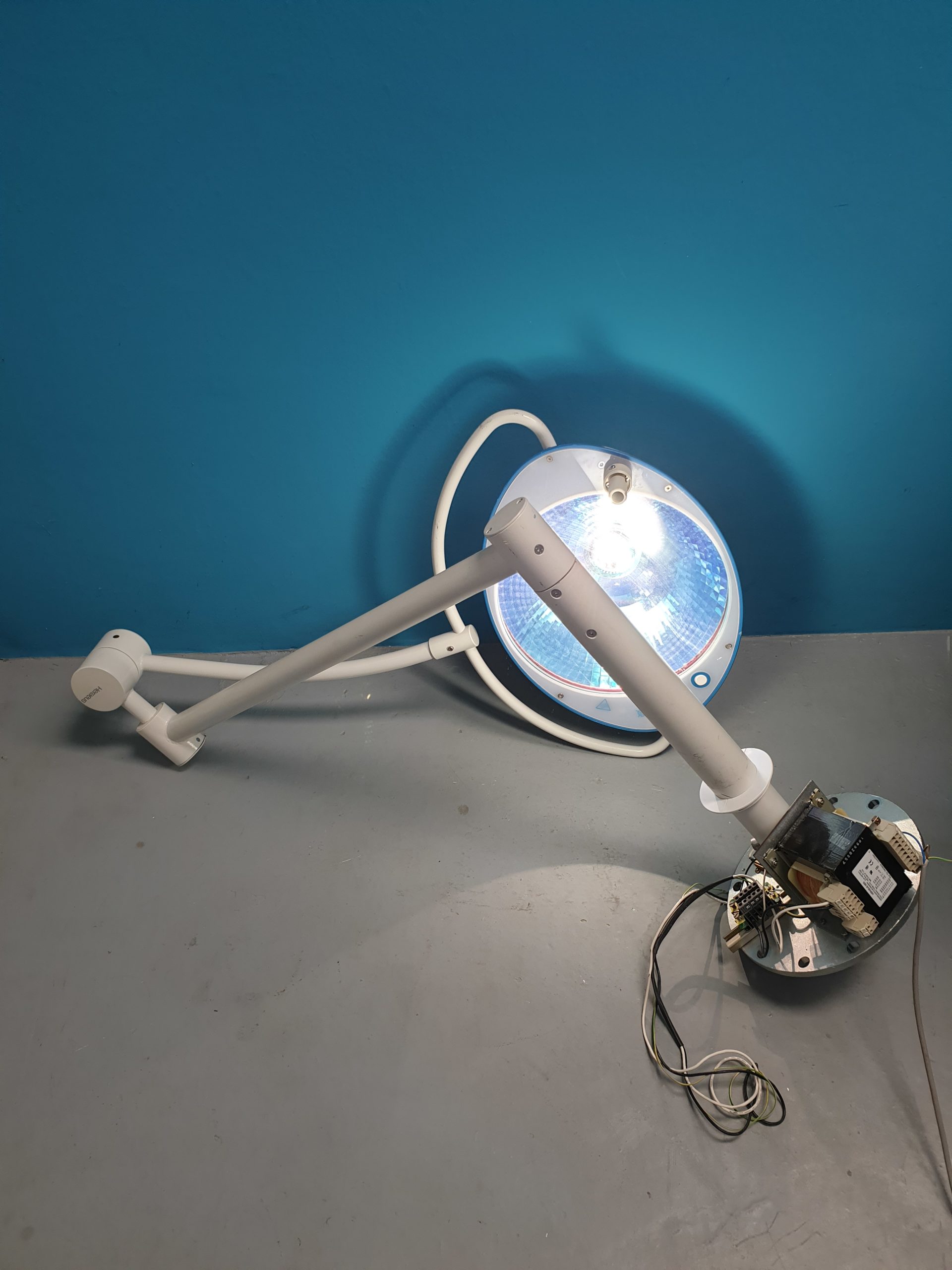 HANAULUX Blue 80 Praxisleuchte Klinikleuchte OP Lampe Deckenmodell thumbnail 4