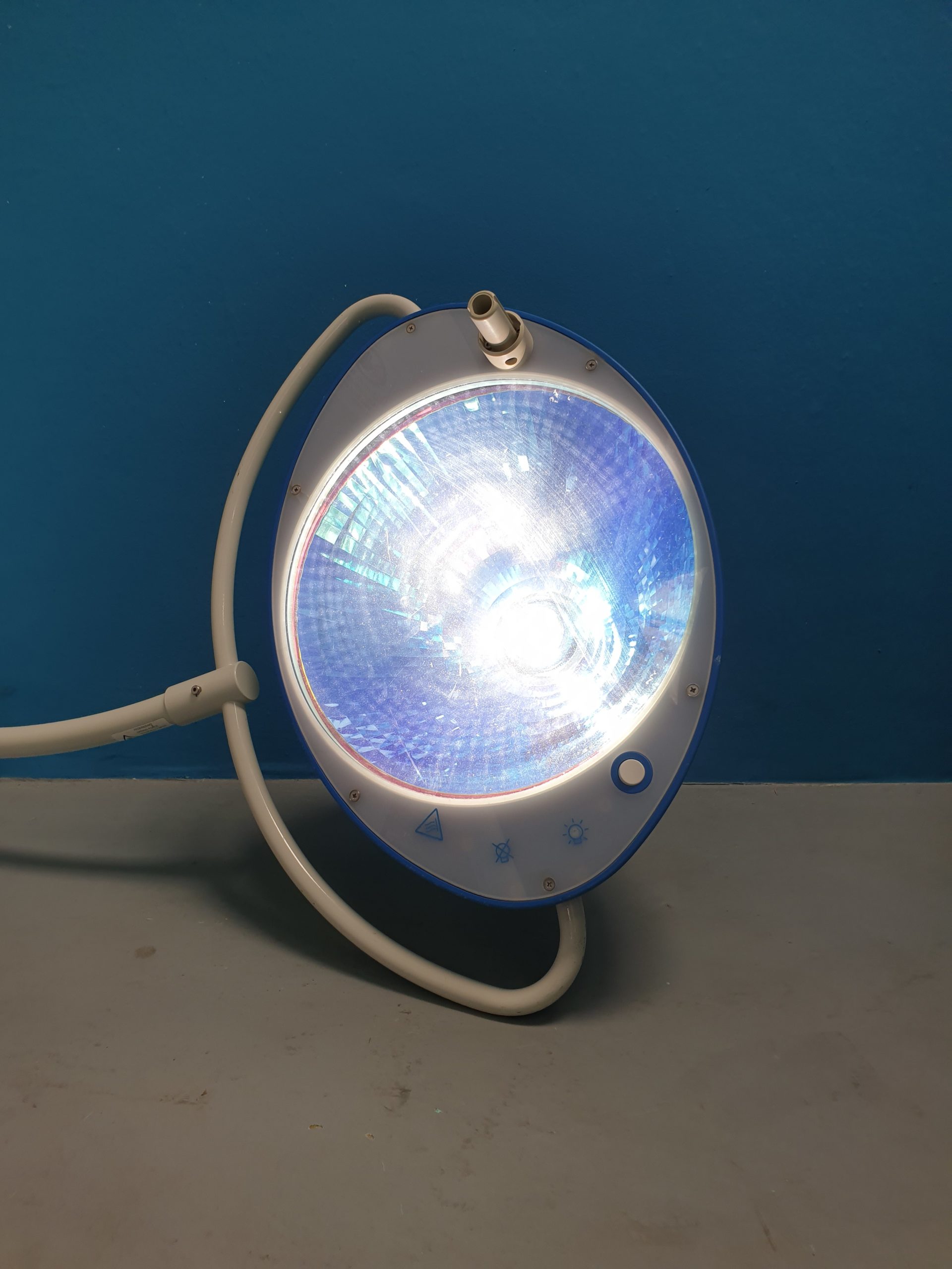 HANAULUX Blue 80 Praxisleuchte Klinikleuchte OP Lampe Deckenmodell thumbnail 6