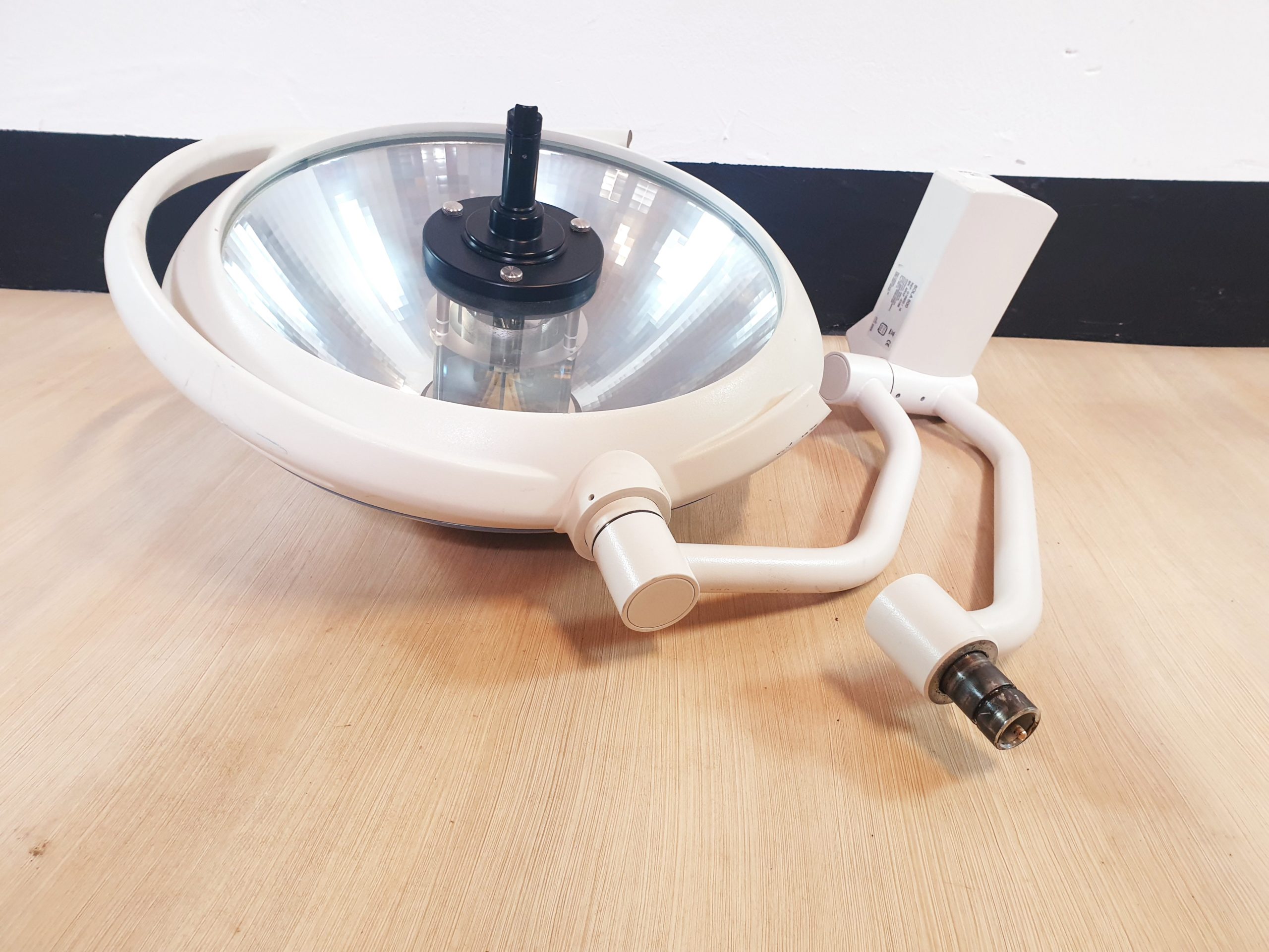Dräger Sola 500 OP Lampe Leuchtkörper — image 1 of 6