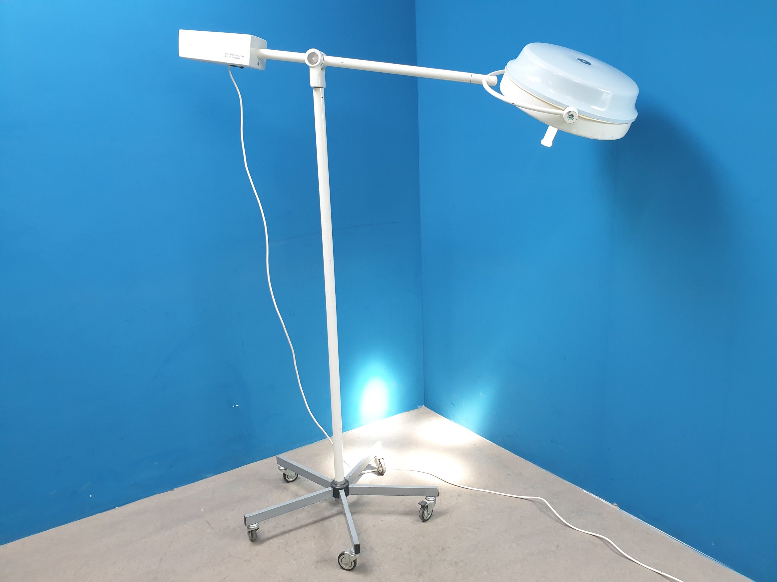 Heraeus Behadlungslampe – Lampe thumbnail 2
