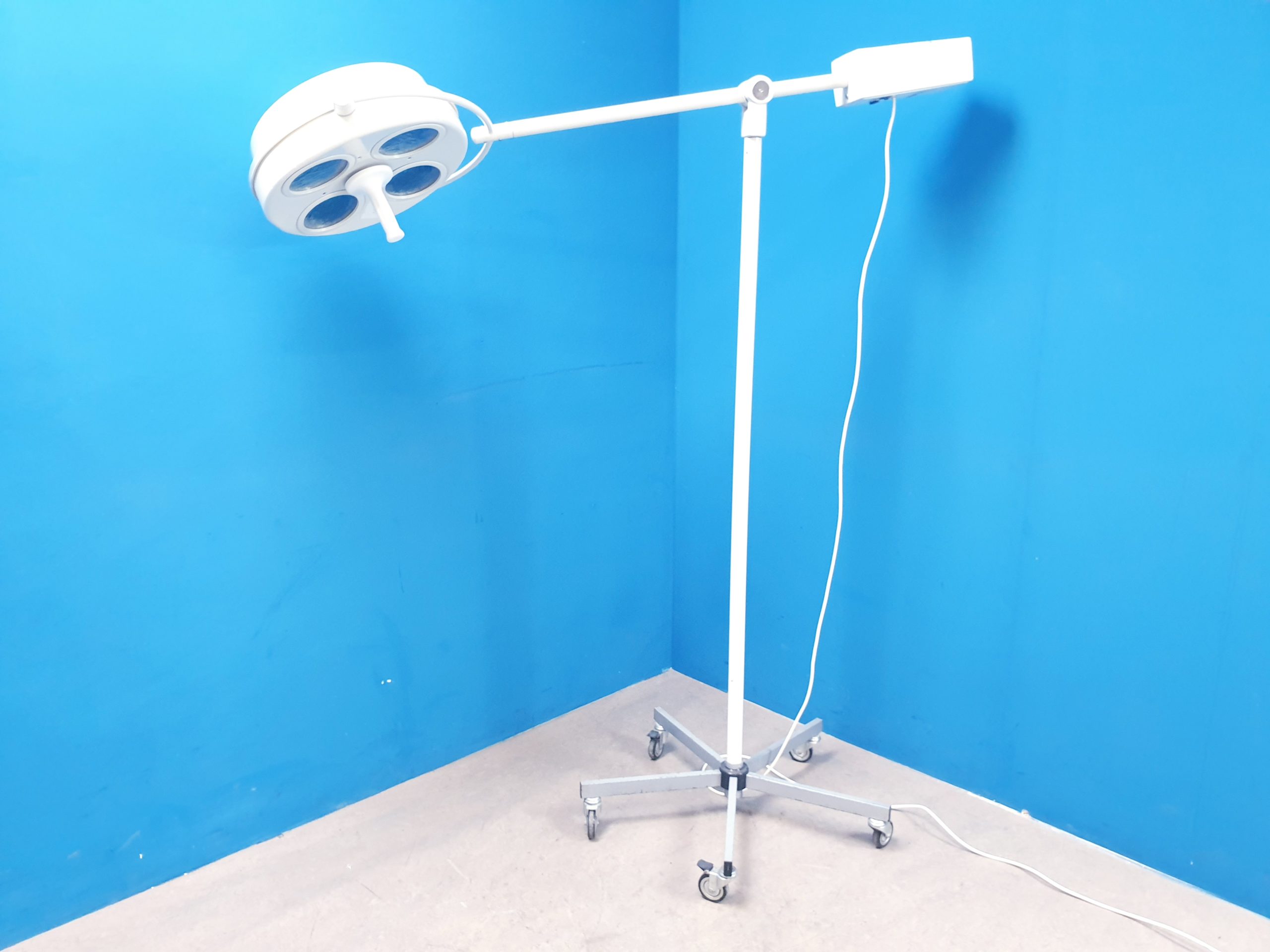 Heraeus Behadlungslampe – Lampe thumbnail 4