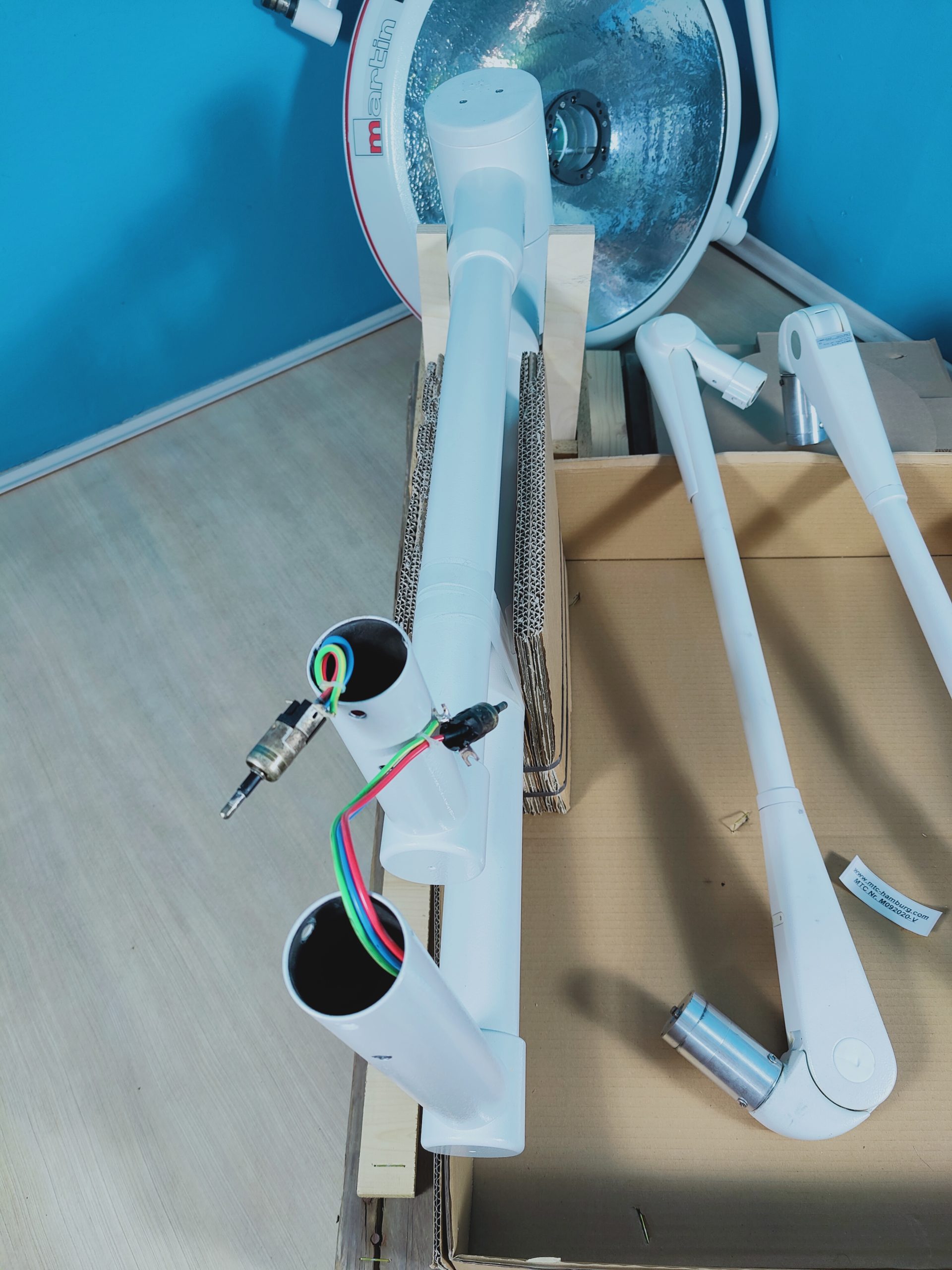 KLS Martin 2 X ML701- ML 701 mit Tragearm – Deckenbefestigng thumbnail 3