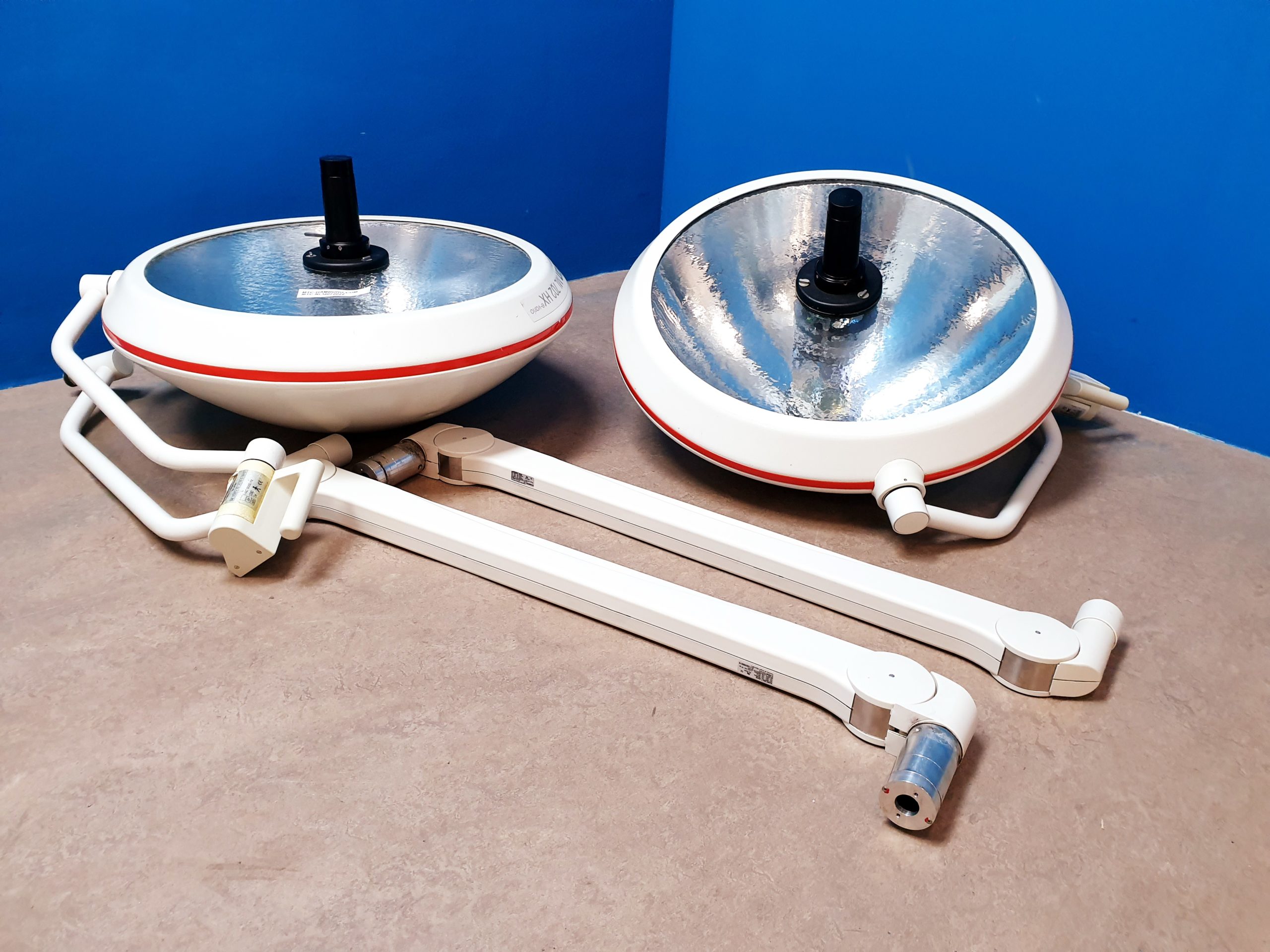 Martin ML 702 HX vario surgical exam Light System — image 1 of 10