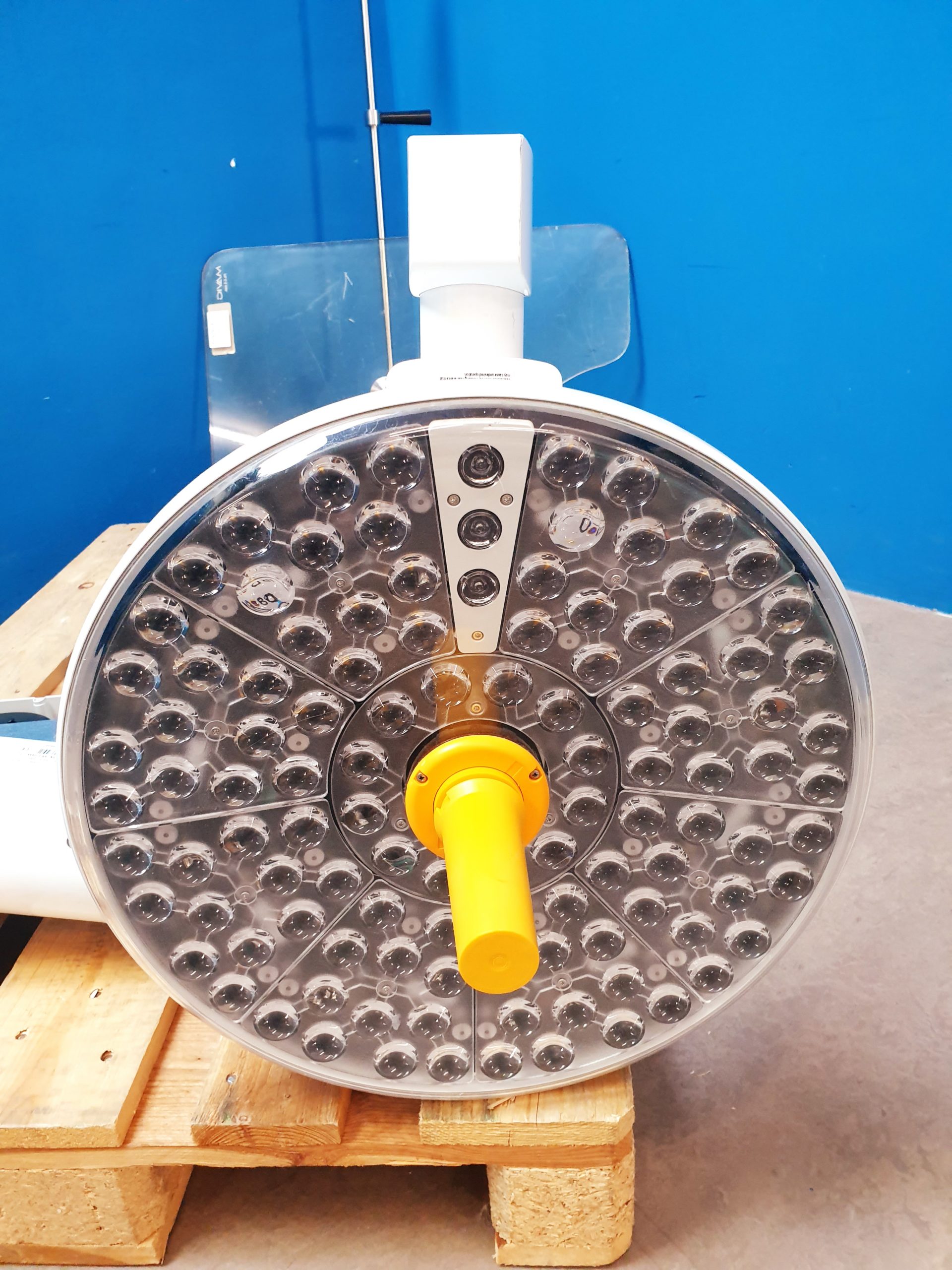 Maquet PowerLED 300 LED Behandlungslampe mit Röntgenschutzscheibe thumbnail 2