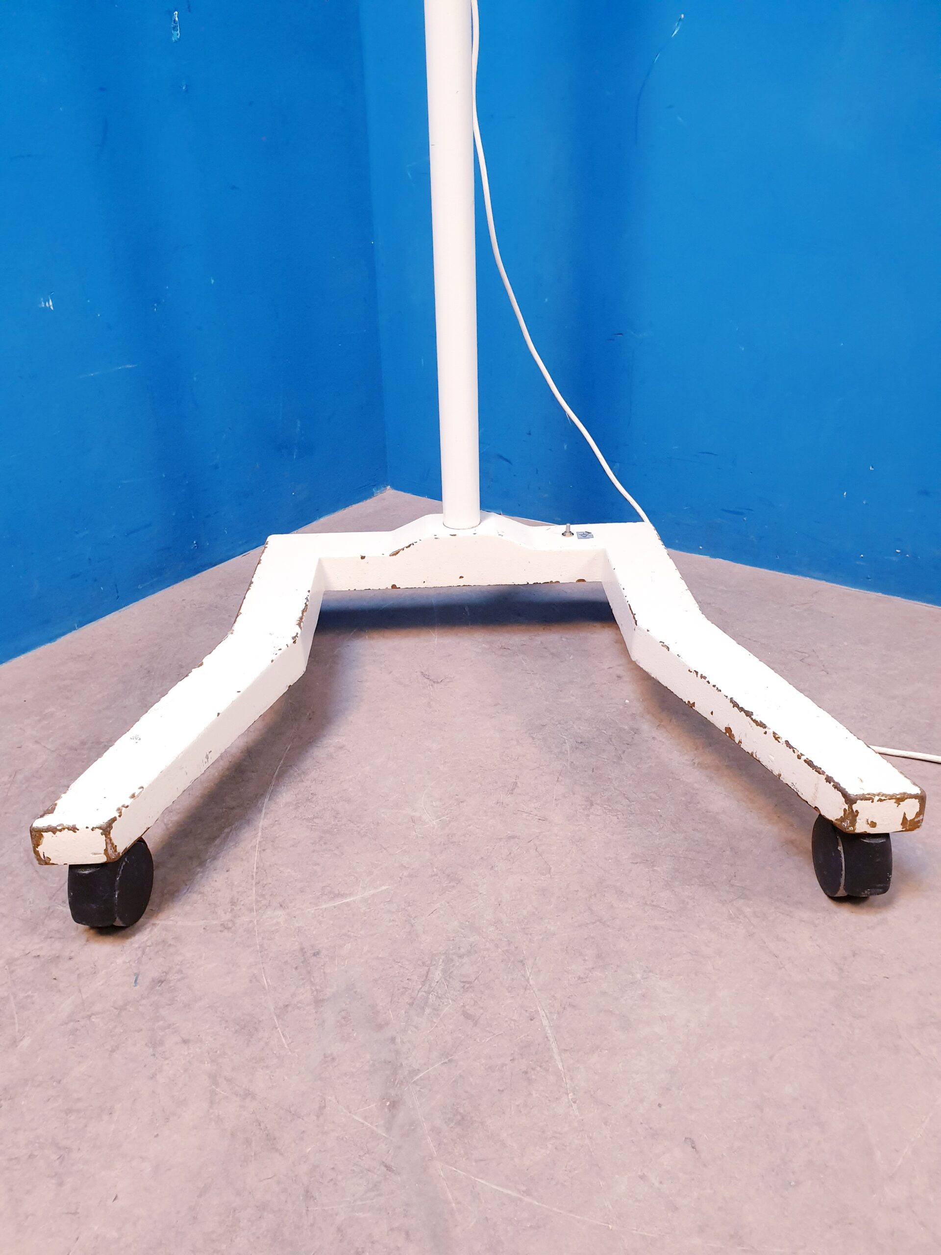 Hanaulux 2003 Fahrbare OP-Lampe Fahrbar Stativmodell thumbnail 10