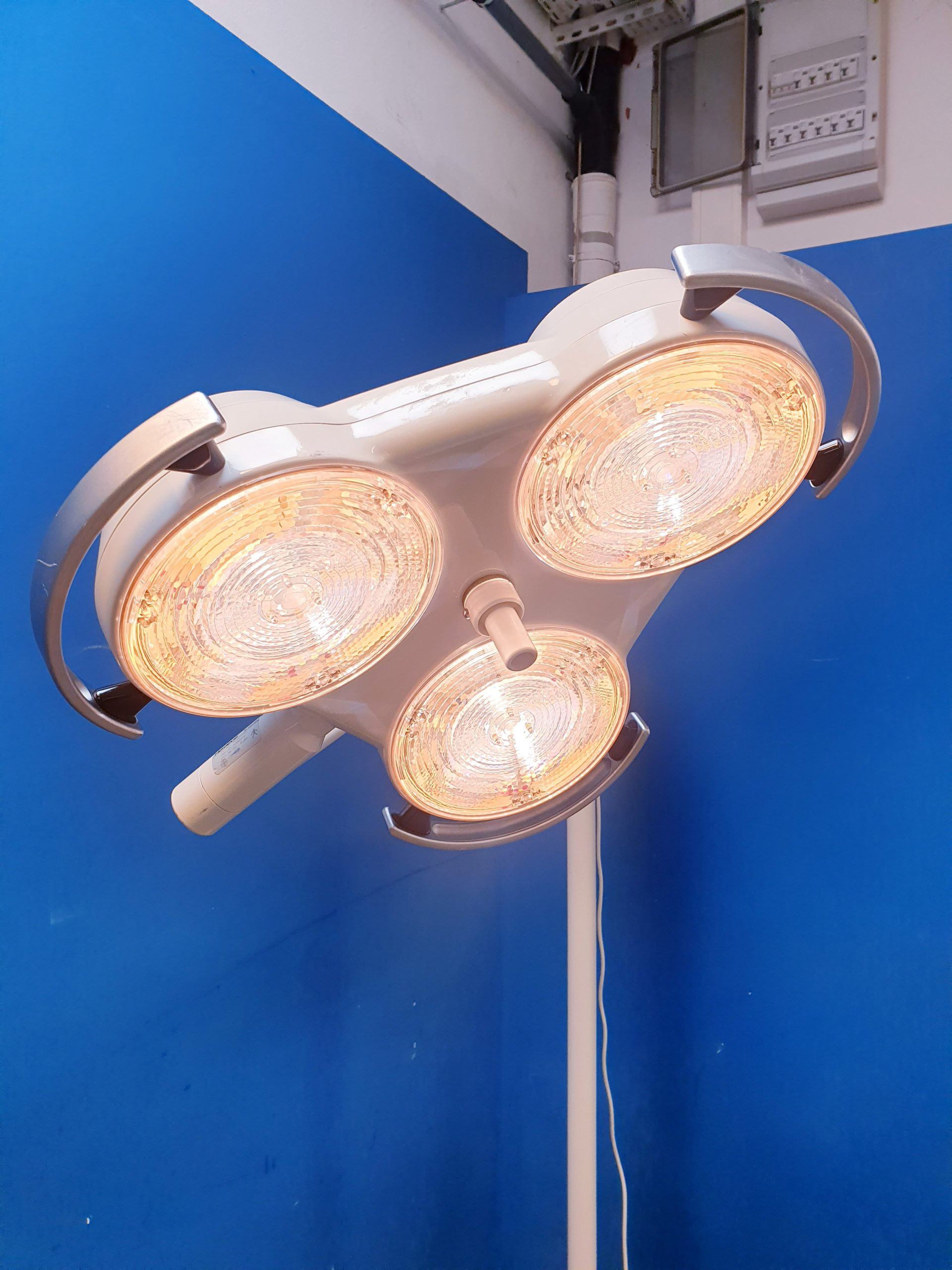 Hanaulux 2003 Fahrbare OP-Lampe Fahrbar Stativmodell thumbnail 13