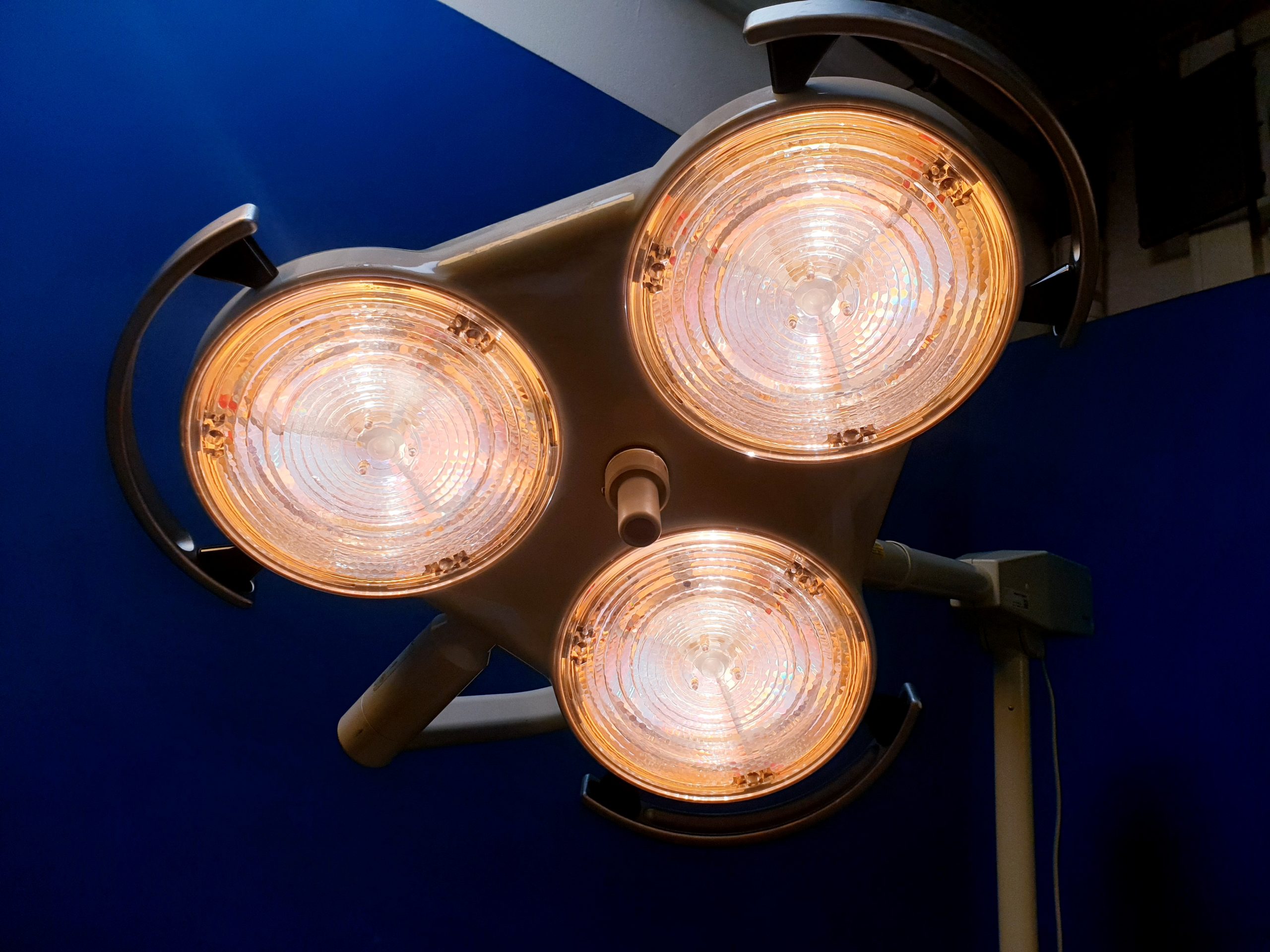 Hanaulux 2003 Fahrbare OP-Lampe Fahrbar Stativmodell thumbnail 14